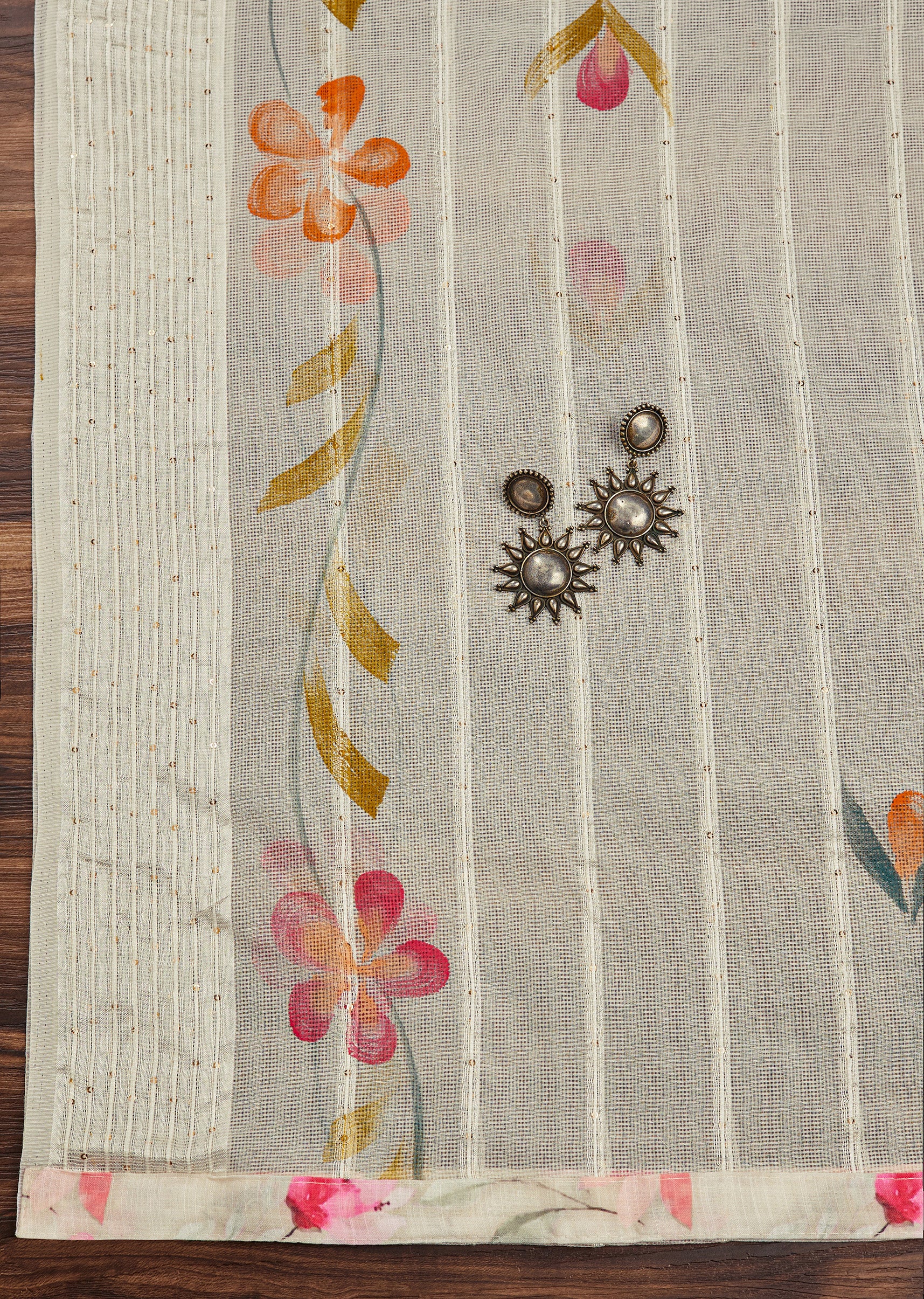 Off White Linen Unstitched Suit Set With Floral Print And Lace Detailing - Image 4