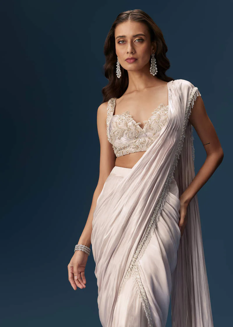 Off White Saree With Embroidered Blouse - Image 3