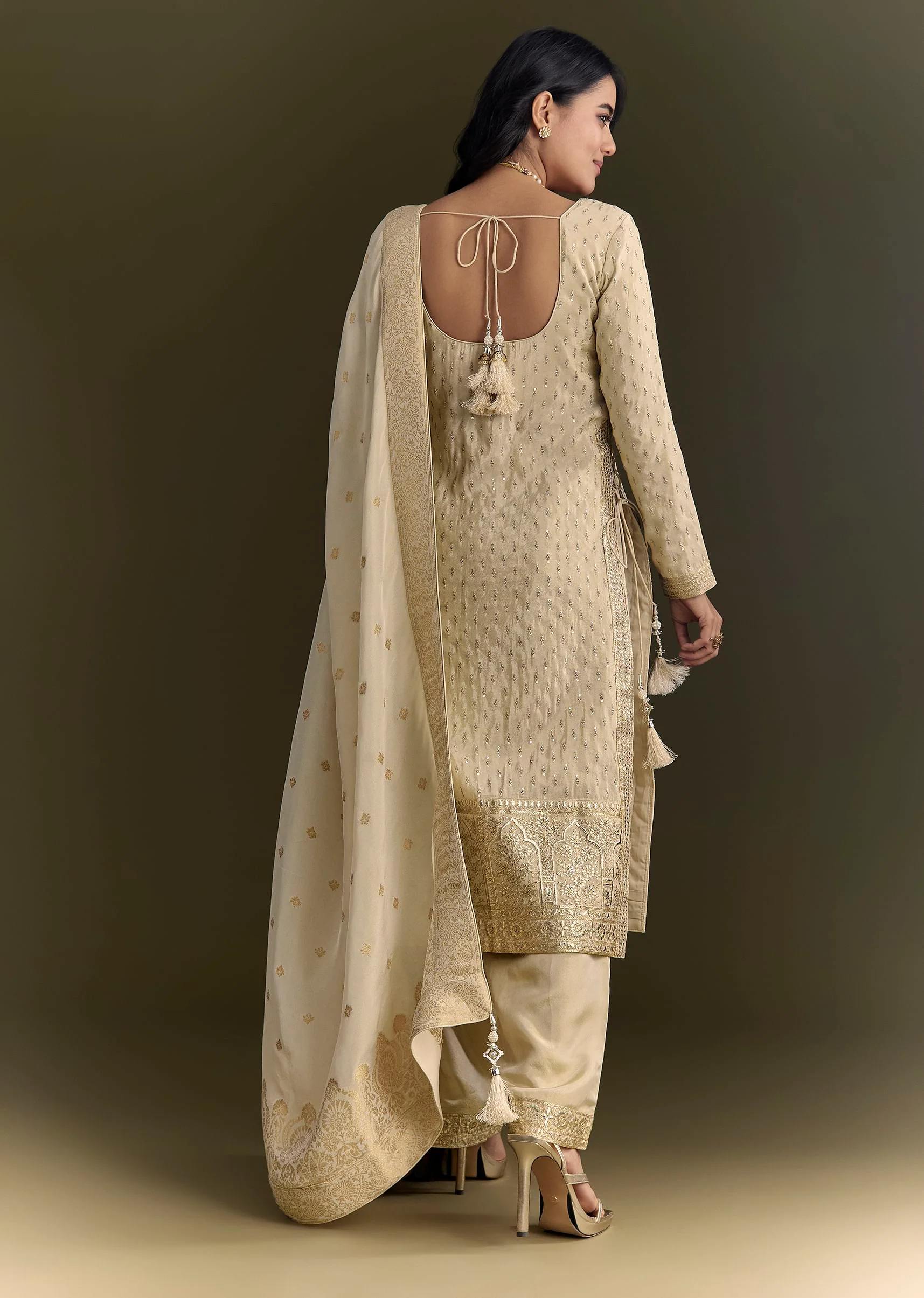 Off White Sequin Zardosi Kurta With Zari Badla Work Border Dupatta - Image 5
