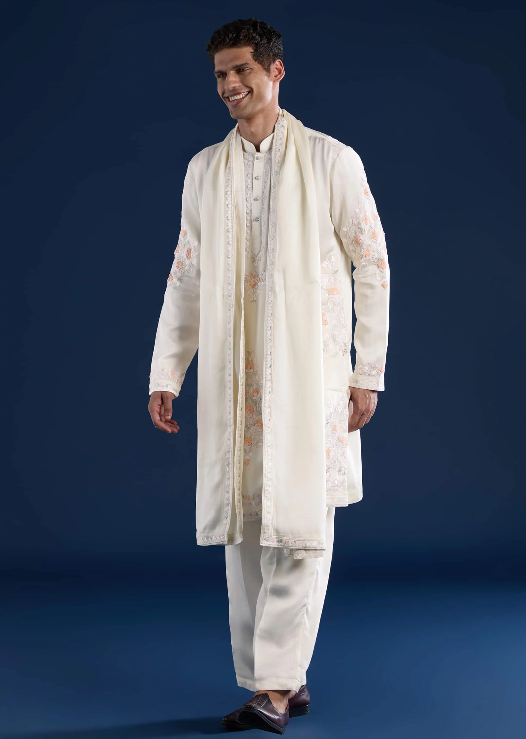 Off White Silk Linen Blend Mens Kurta Set with Dupatta - Image 3