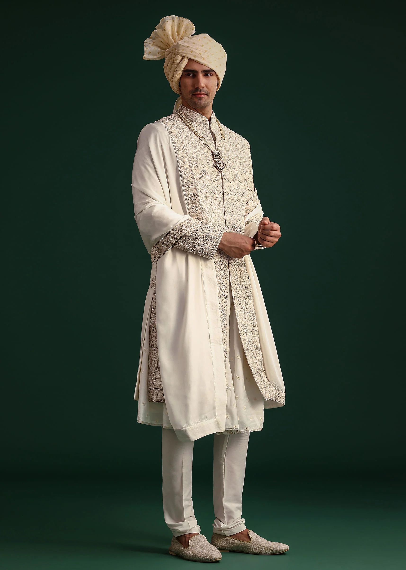 Off White Silk Threadwork Sherwani Suit With Dupatta And Mala - Image 3