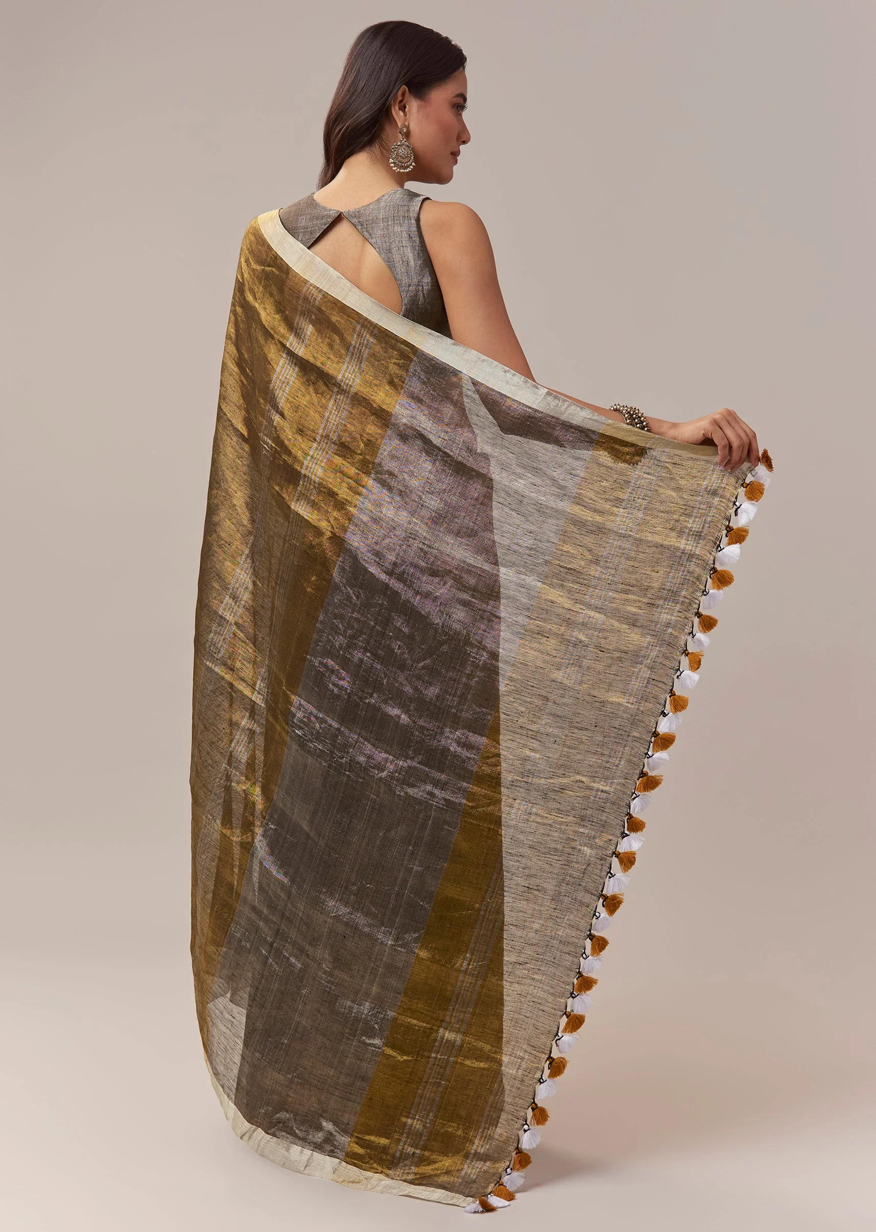 Olive Gold Silk Linen Saree With Beige Gold Border And Handcrafted Tassels - Image 4