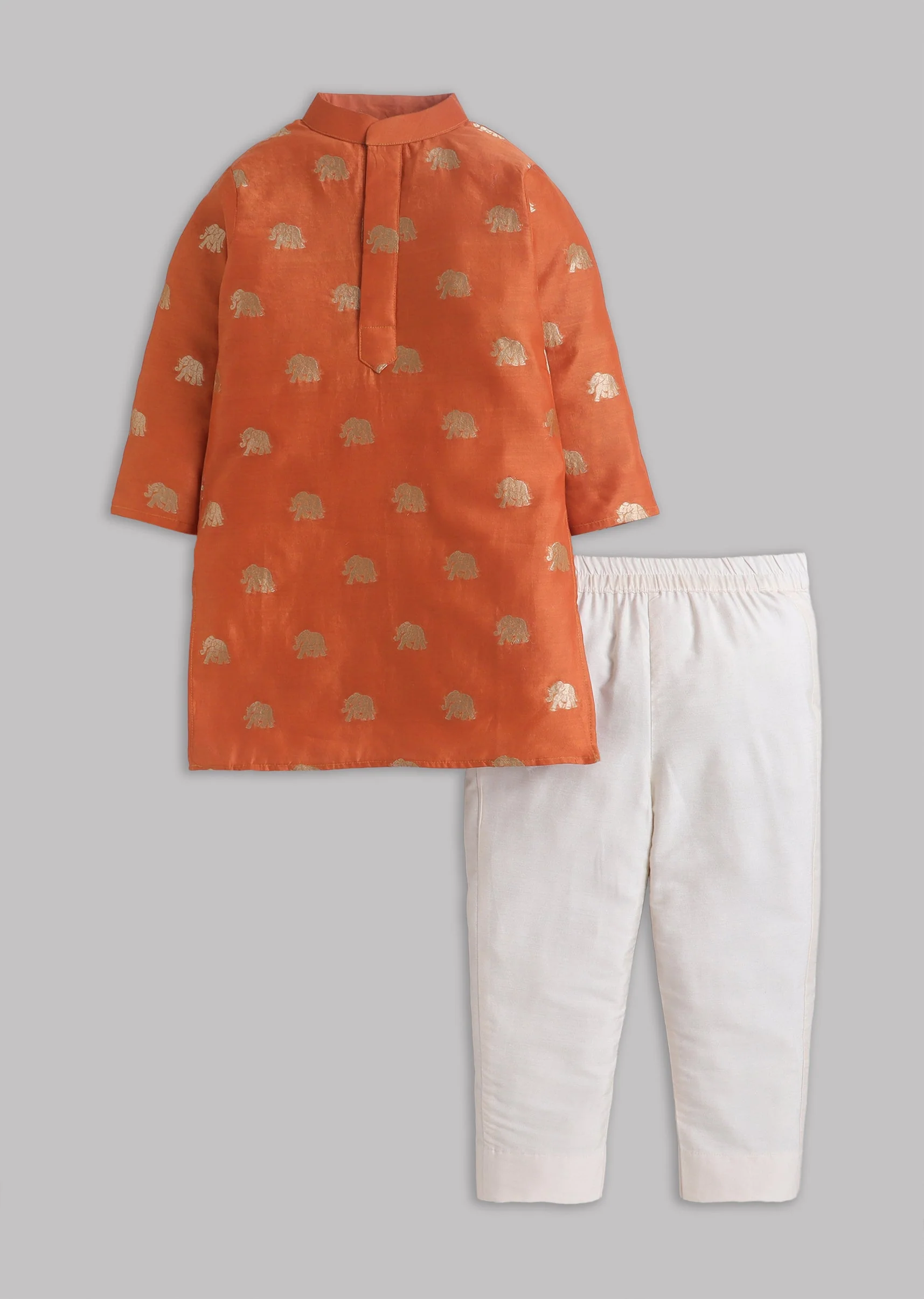 Orange Chanderi Kurta Set With Zari Detail