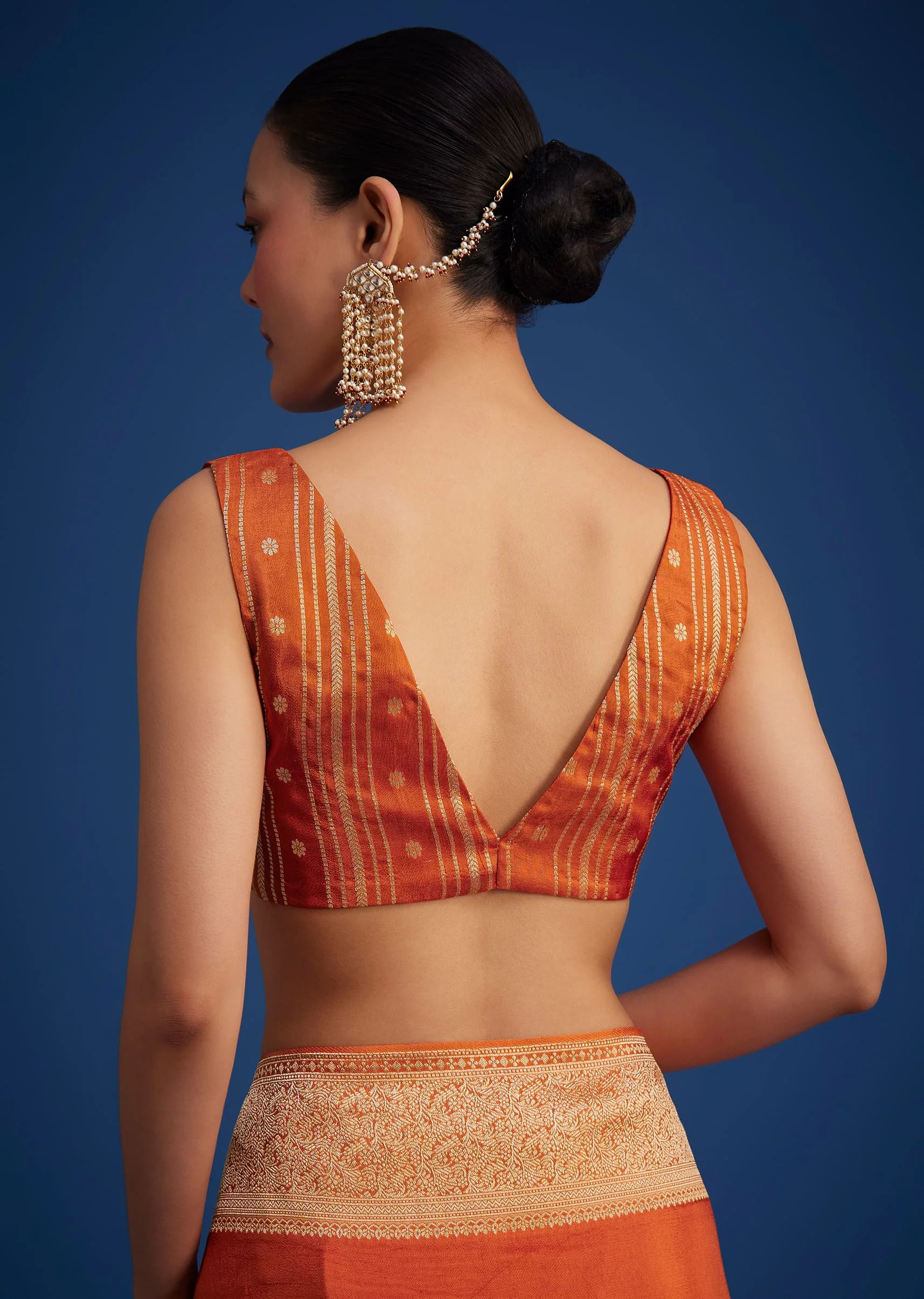 Orange Dola Silk Saree With Zari Border And Pallu - Image 8