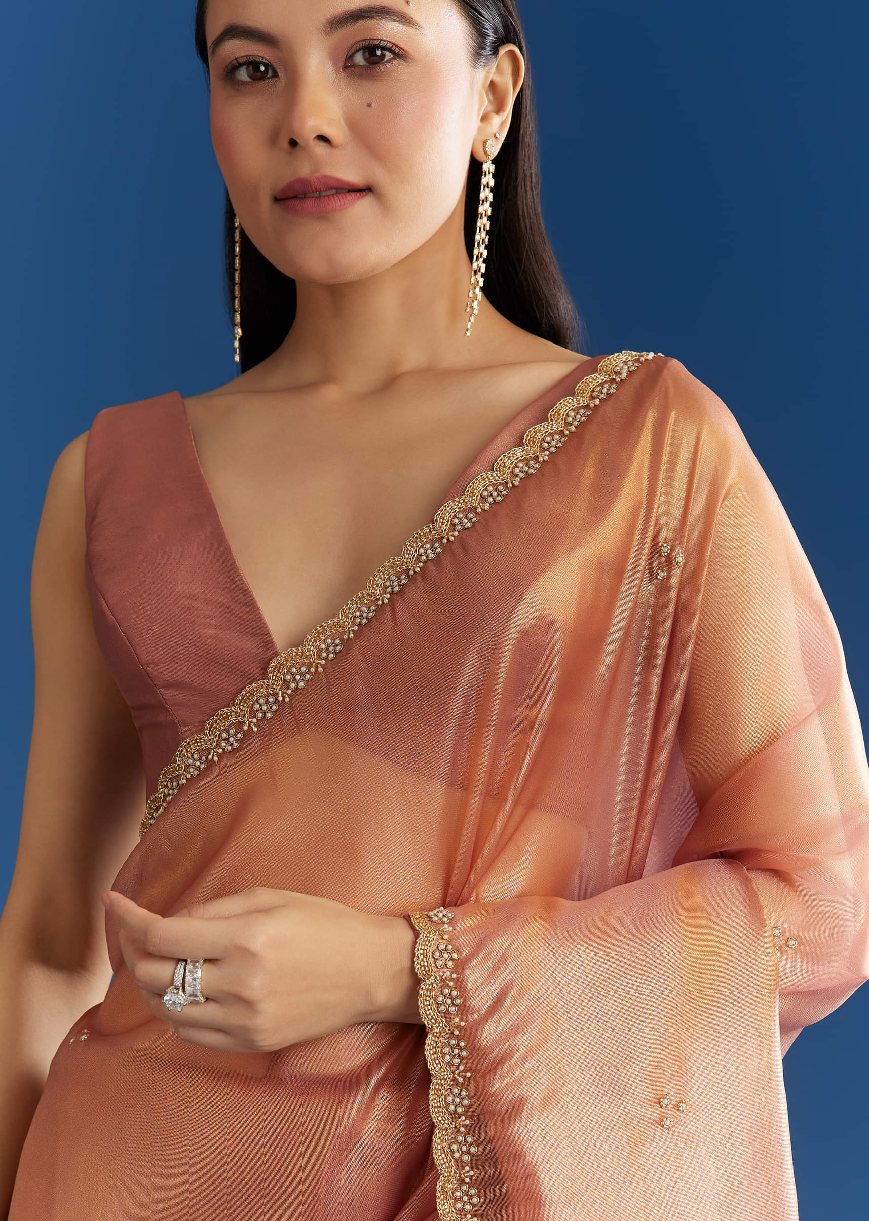 Orange Organza Tissue Saree With Sparkling Scallop Border - Image 5