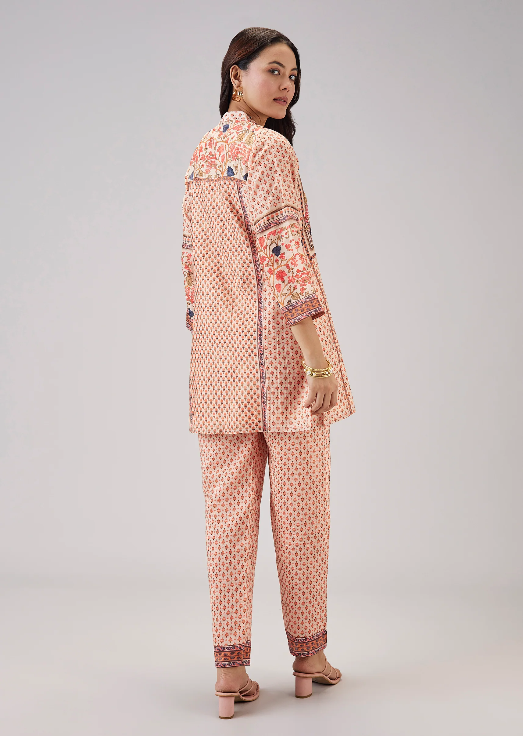 Peach Floral Co-ord Set With Cut Dana And Sequins Work - Image 5