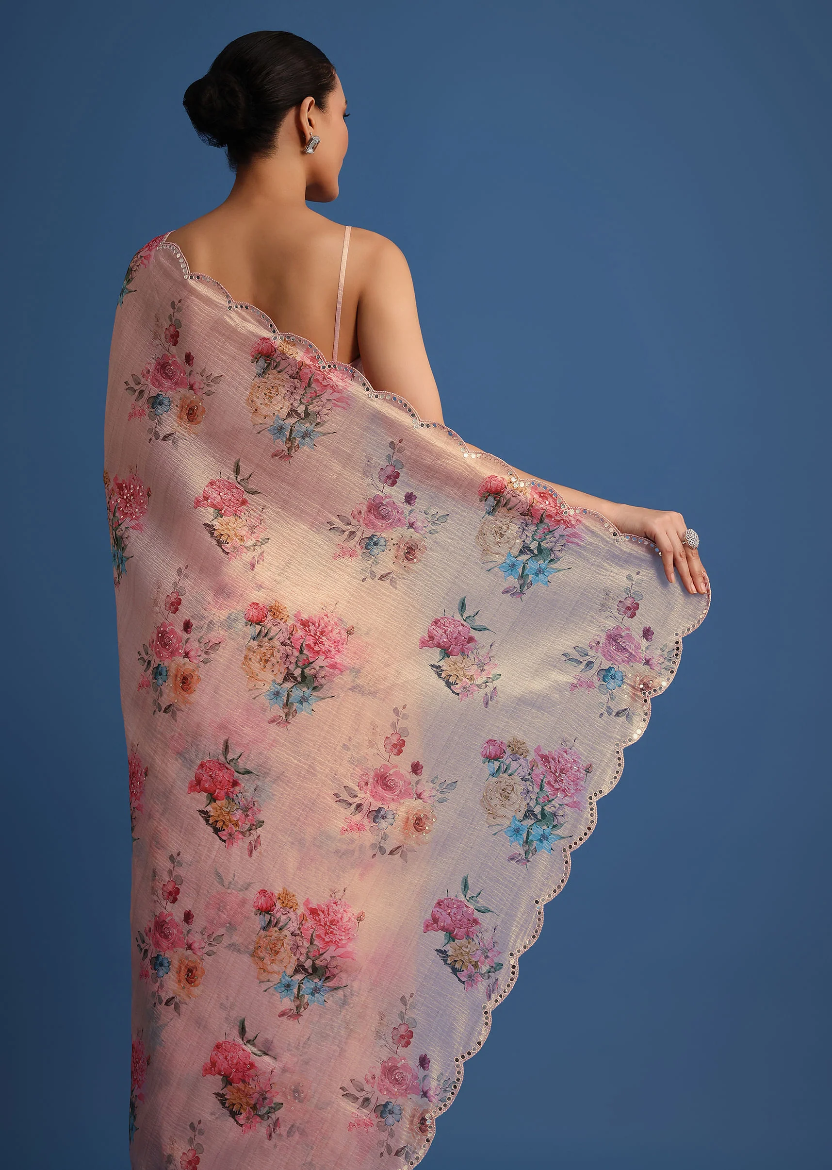 Peach Floral Printed Crushed Tissue Saree With Sequin And Mirror Work - Image 4