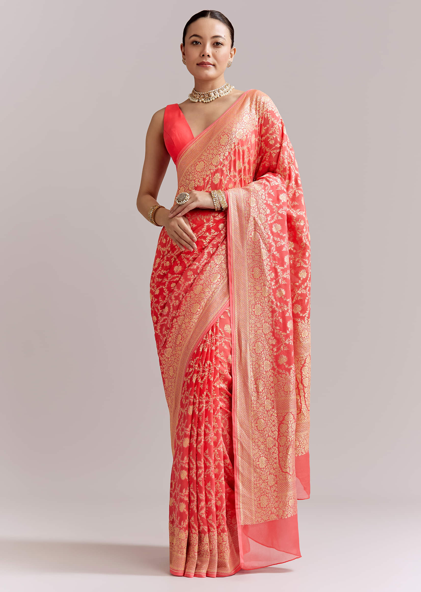 Peach Georgette Woven Saree With Floral Jaal And Heavy Border - Image 3
