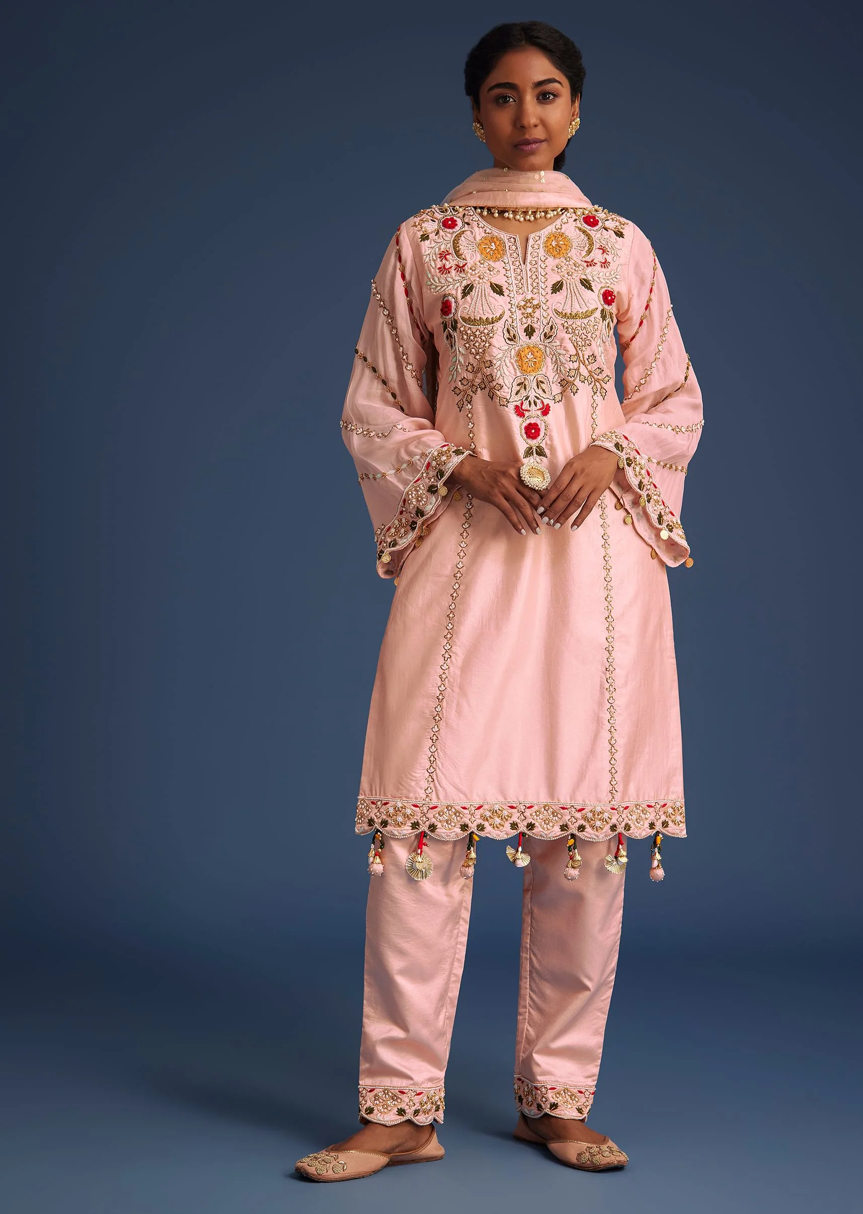 Peach Kurta Set With Zardosi And Sequin Embroidery