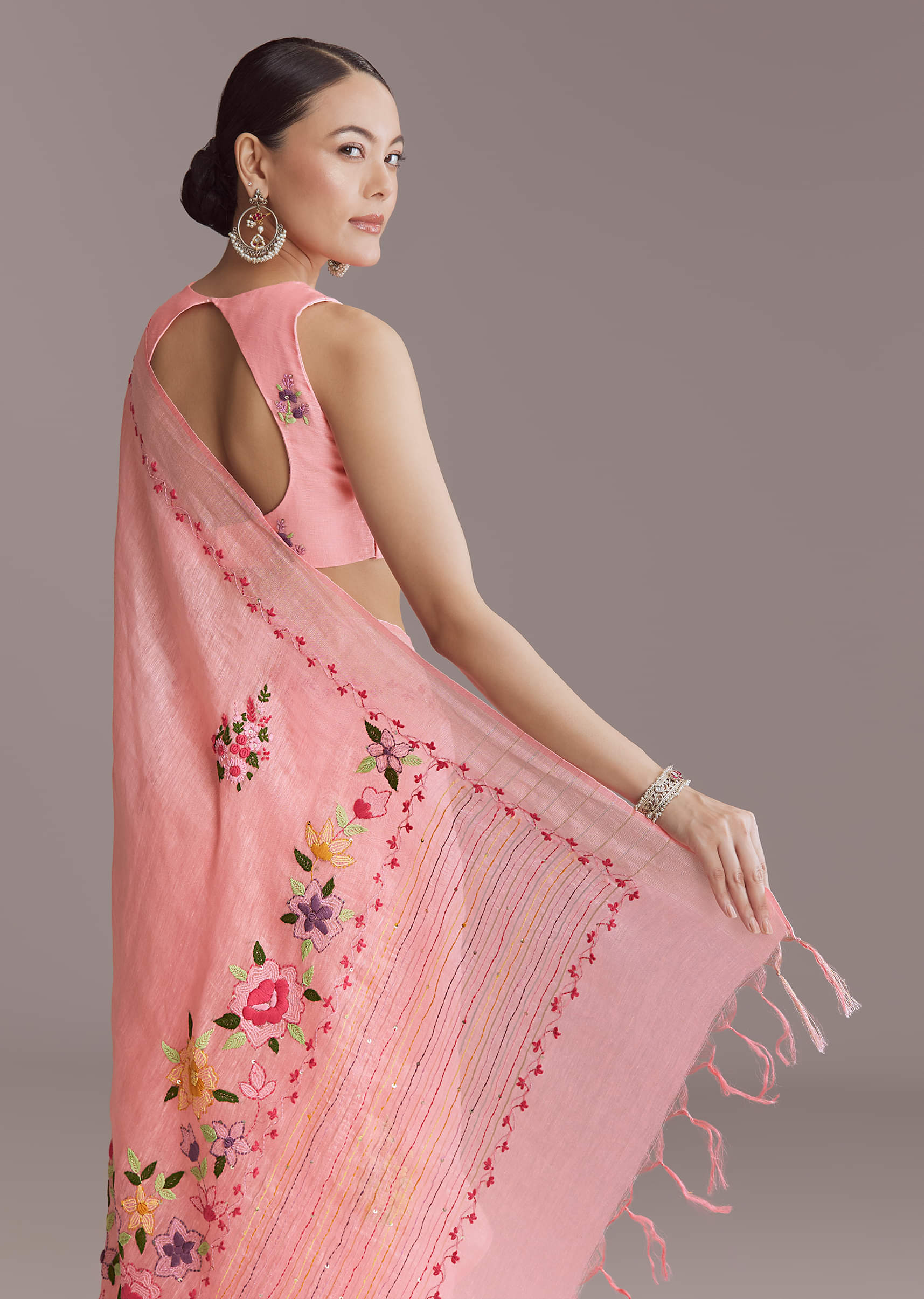 Peach Linen Handwoven Saree With Resham Embroidery - Image 6
