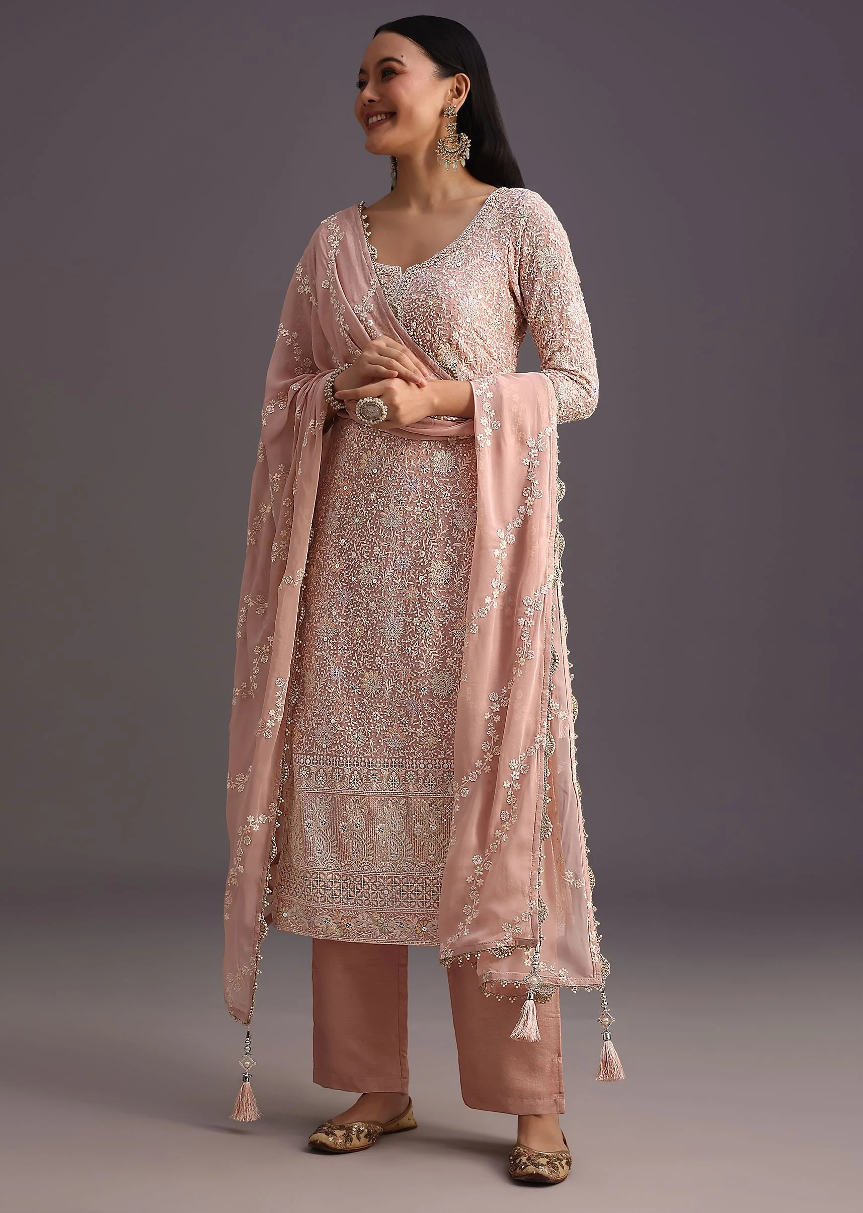 Peach Lucknowi kurta set With Resham Work Dupatta - Image 3