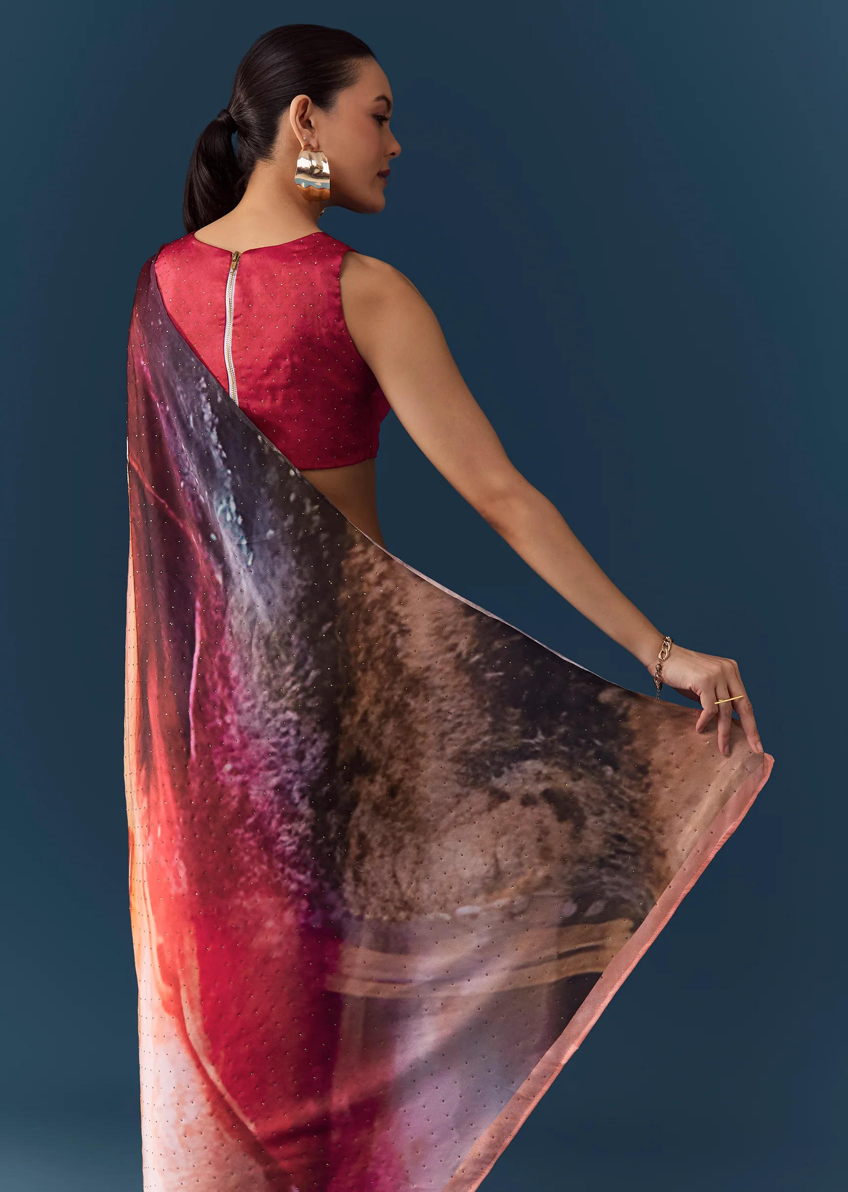 Peach Printed Saree with Blouse Fabric - Image 6