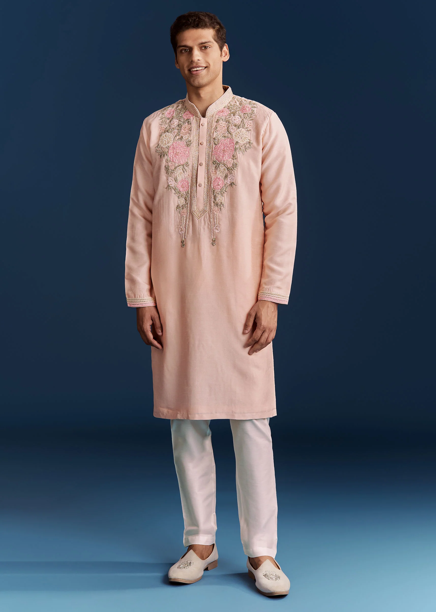 Peach Silk Kurta With Floral Resham Thread And Embroidery - Image 4