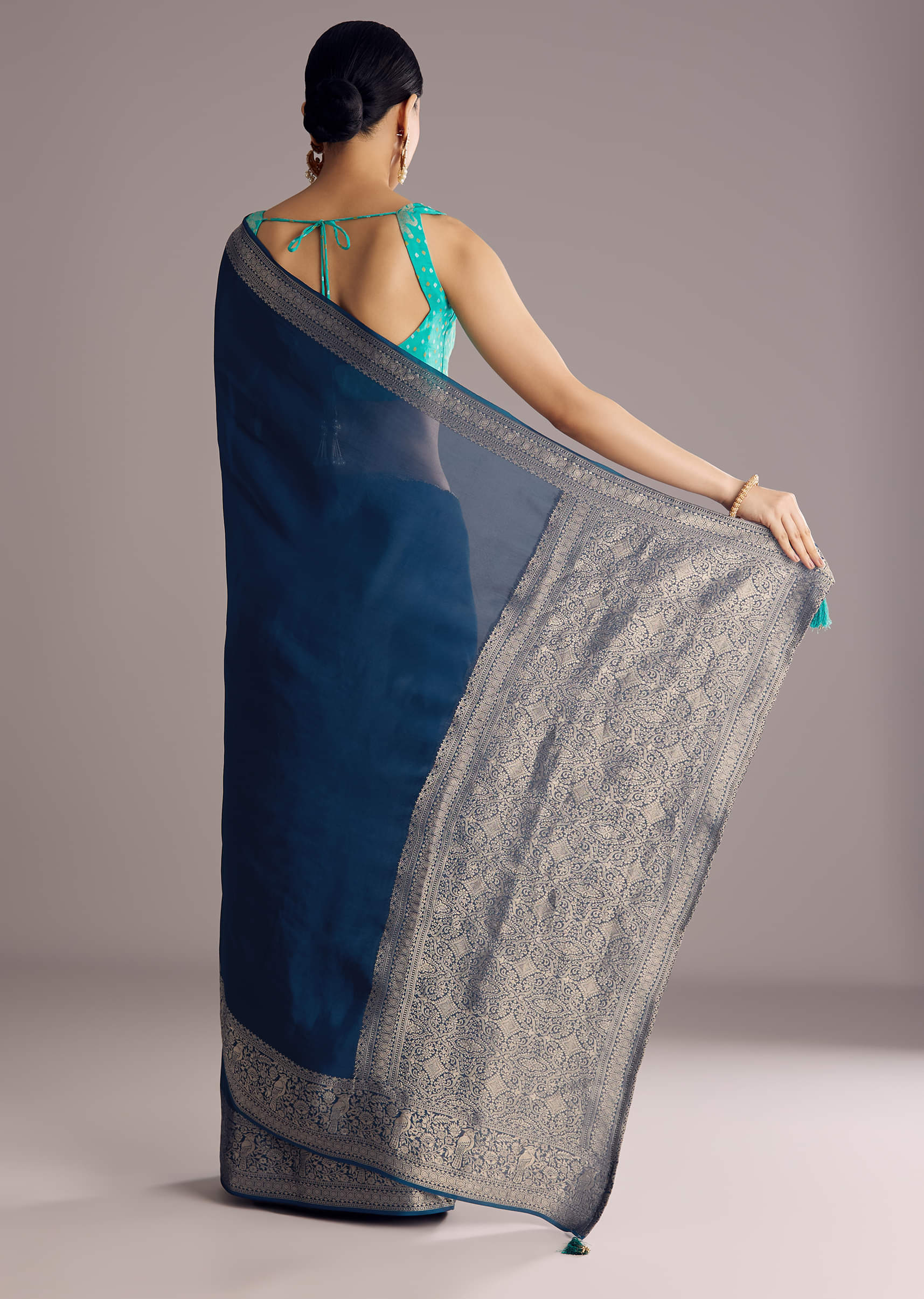 Peacock Blue Dola Silk Saree With Woven Border And Pallu - Image 6
