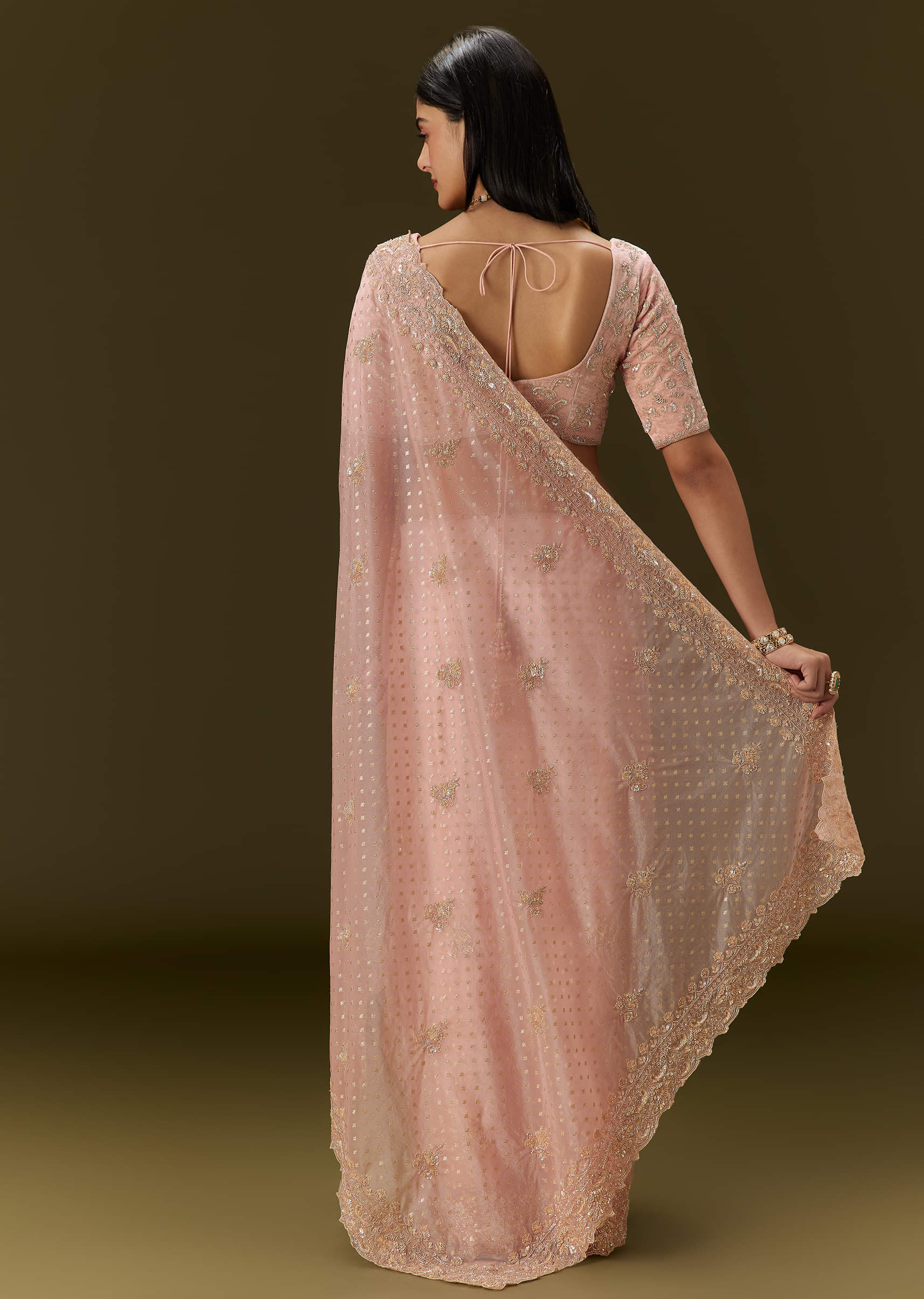 Pink Banarasi Tissue Saree With Velvet Embroidered Blouse - Image 6