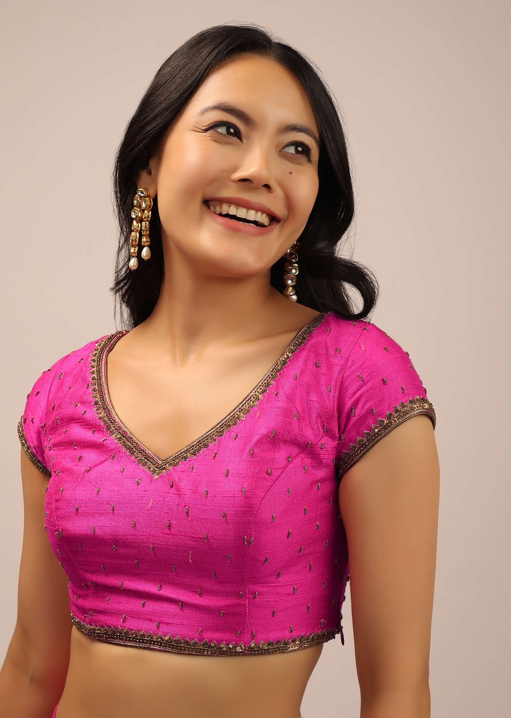 Pink Blouse In Raw Silk With Cap Sleeves And Cut Dana Embroidery - Image 3