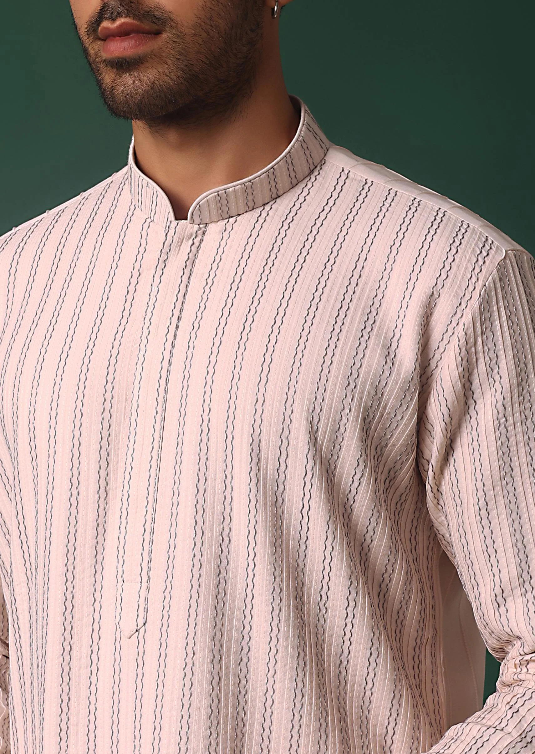 Pink Cotton Silk Kurta Set With Intricate Thread Work Embroidery - Image 2