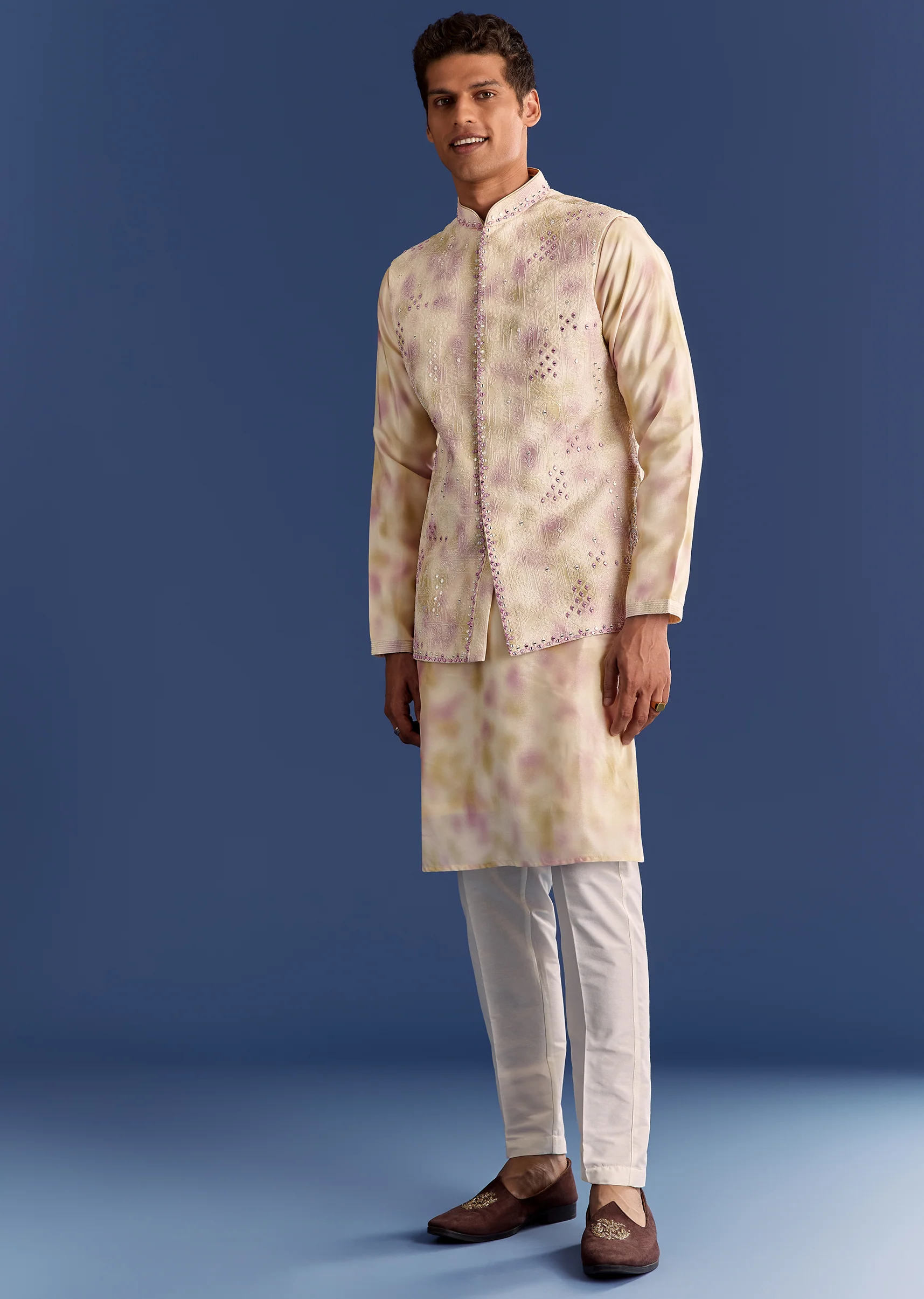 Pink Cotton Silk Tie Dye Printed Kurta Jacket Set With Mirror Work - Image 4
