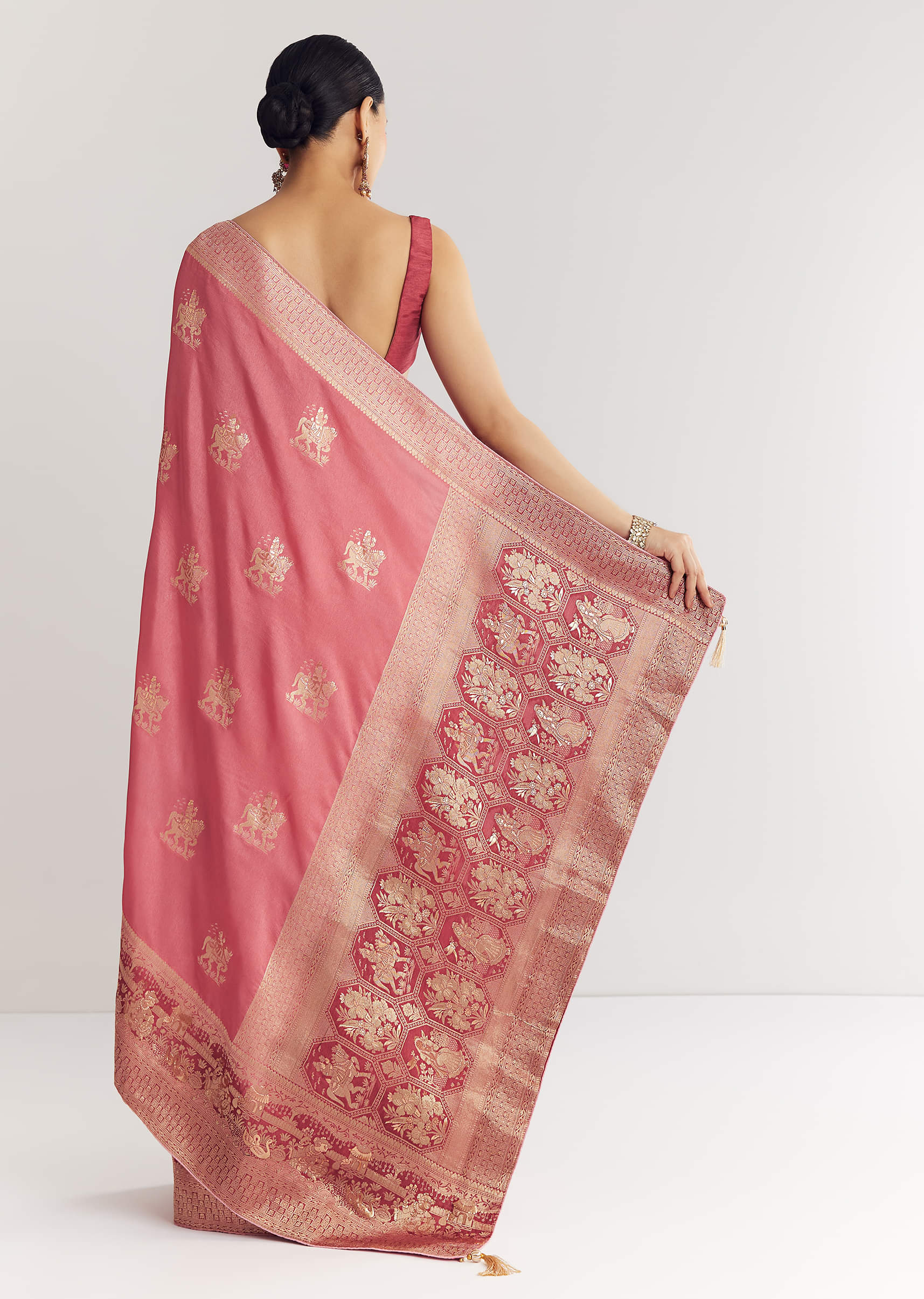 Pink Dola Silk Saree With Butti Work - Image 5