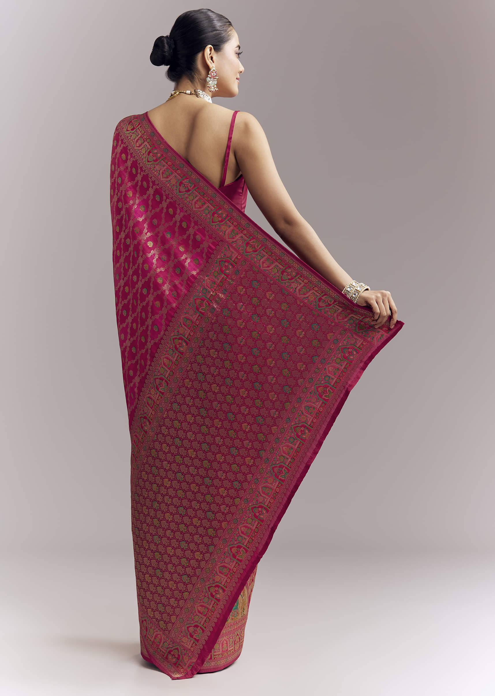 Pink Dola Silk Woven Saree With Delicate Hand Embroidery - Image 4