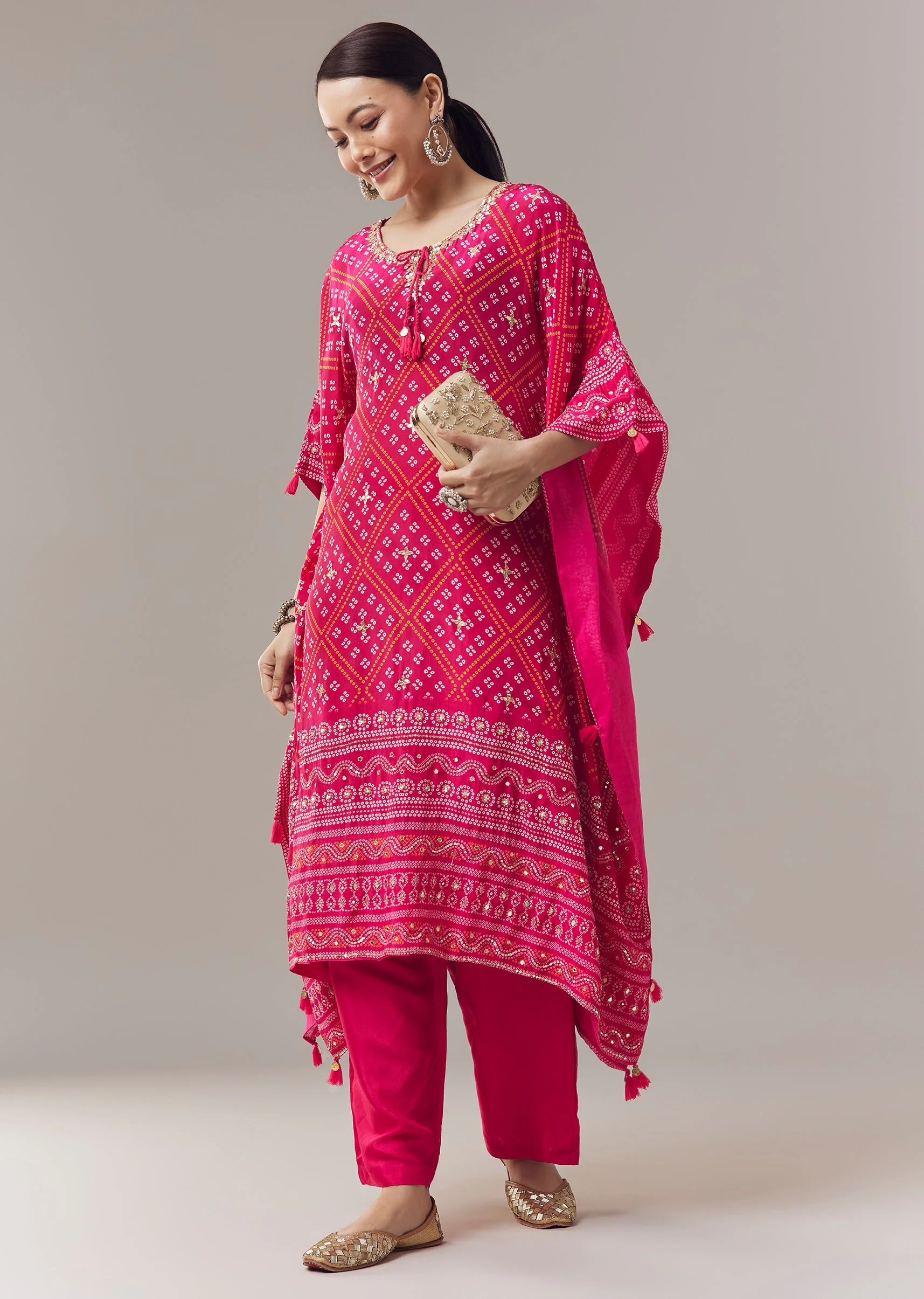 Pink Kaftan Kurti In Bandhani Print With Gotta Work - Image 3