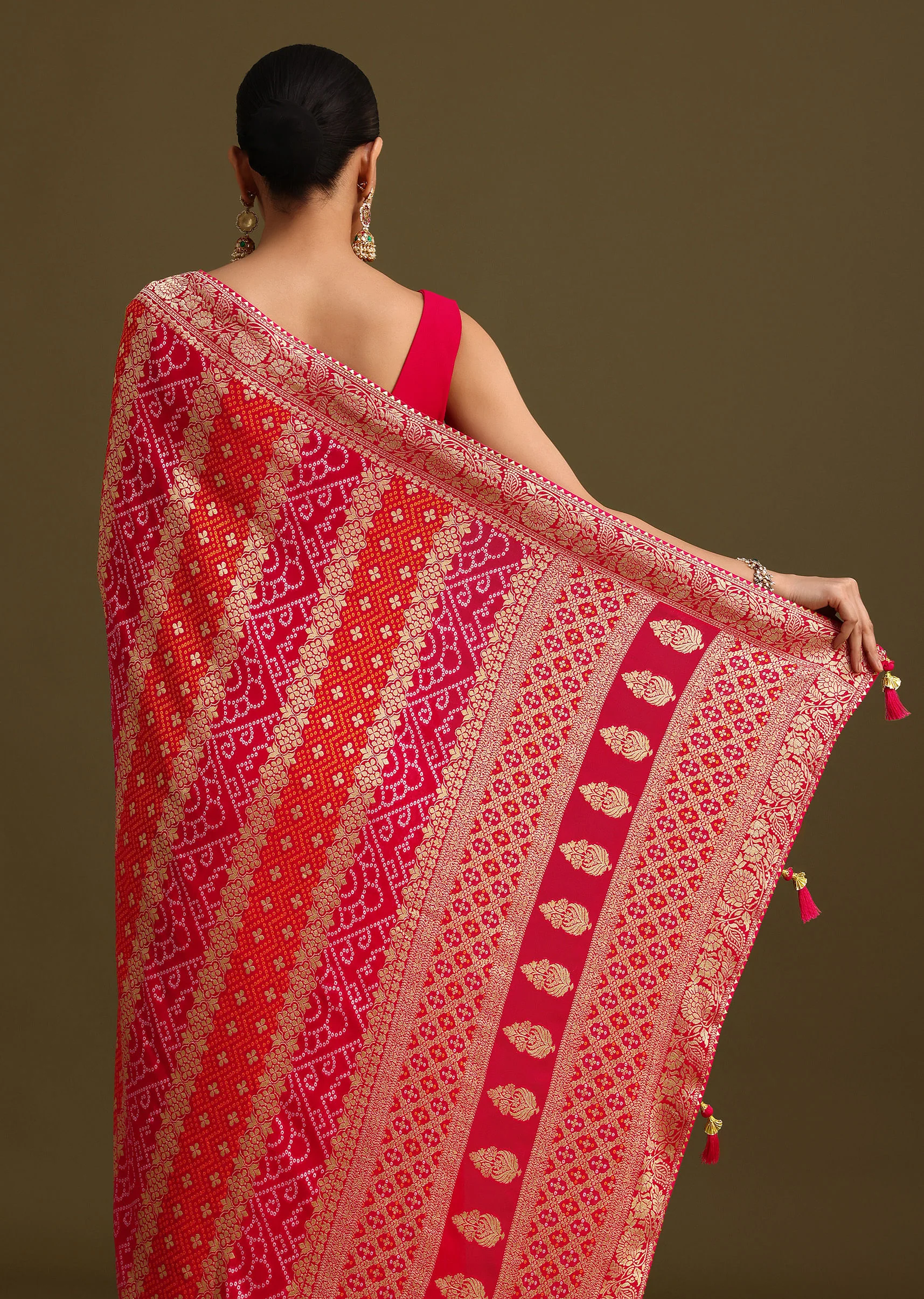 Pink Khaddi Georgette Saree With Gotta Patti Border And Unstitched Blouse - Image 4
