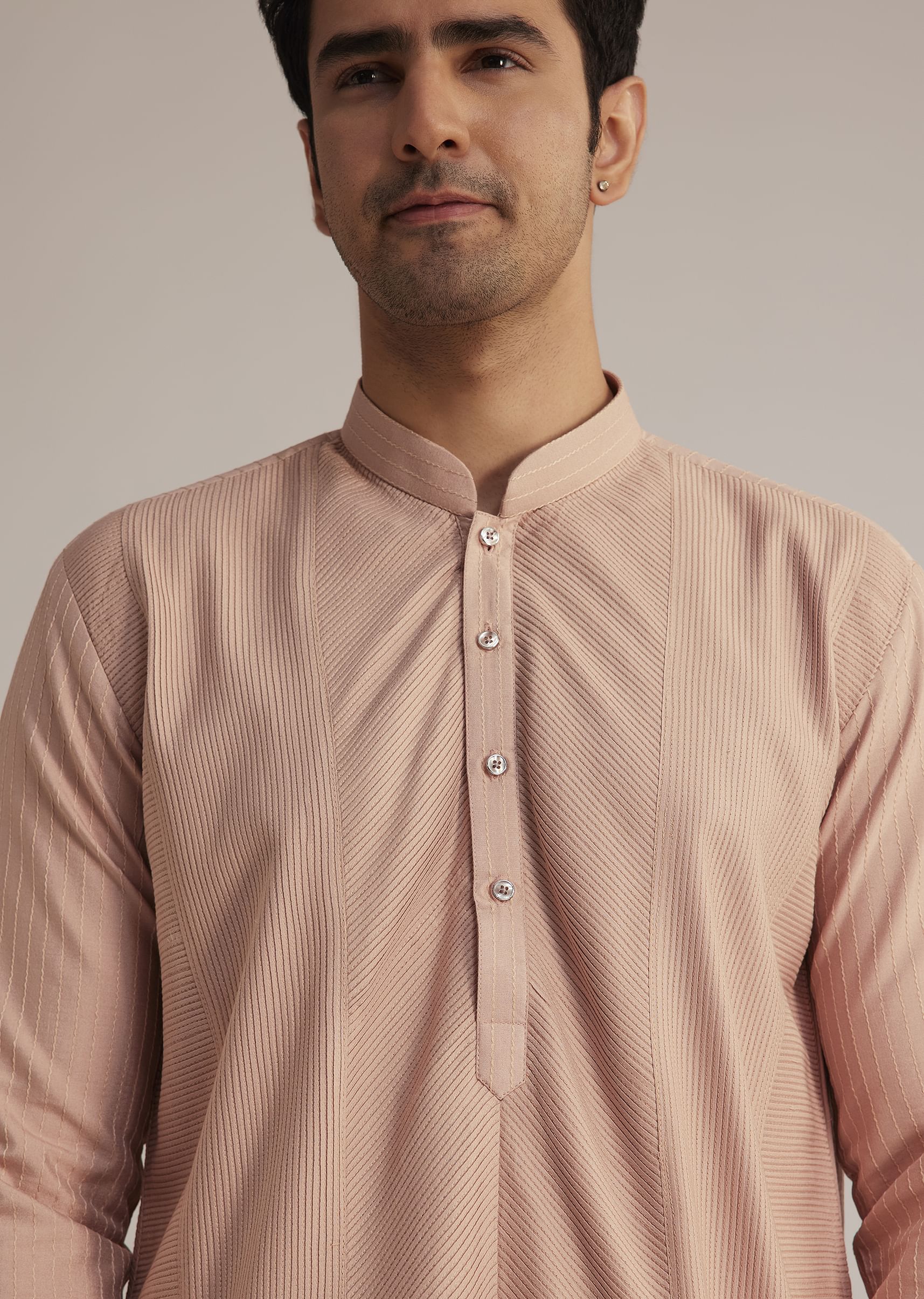 Pink Silk Blend Kurta With Pintuck Detailing - Image 3