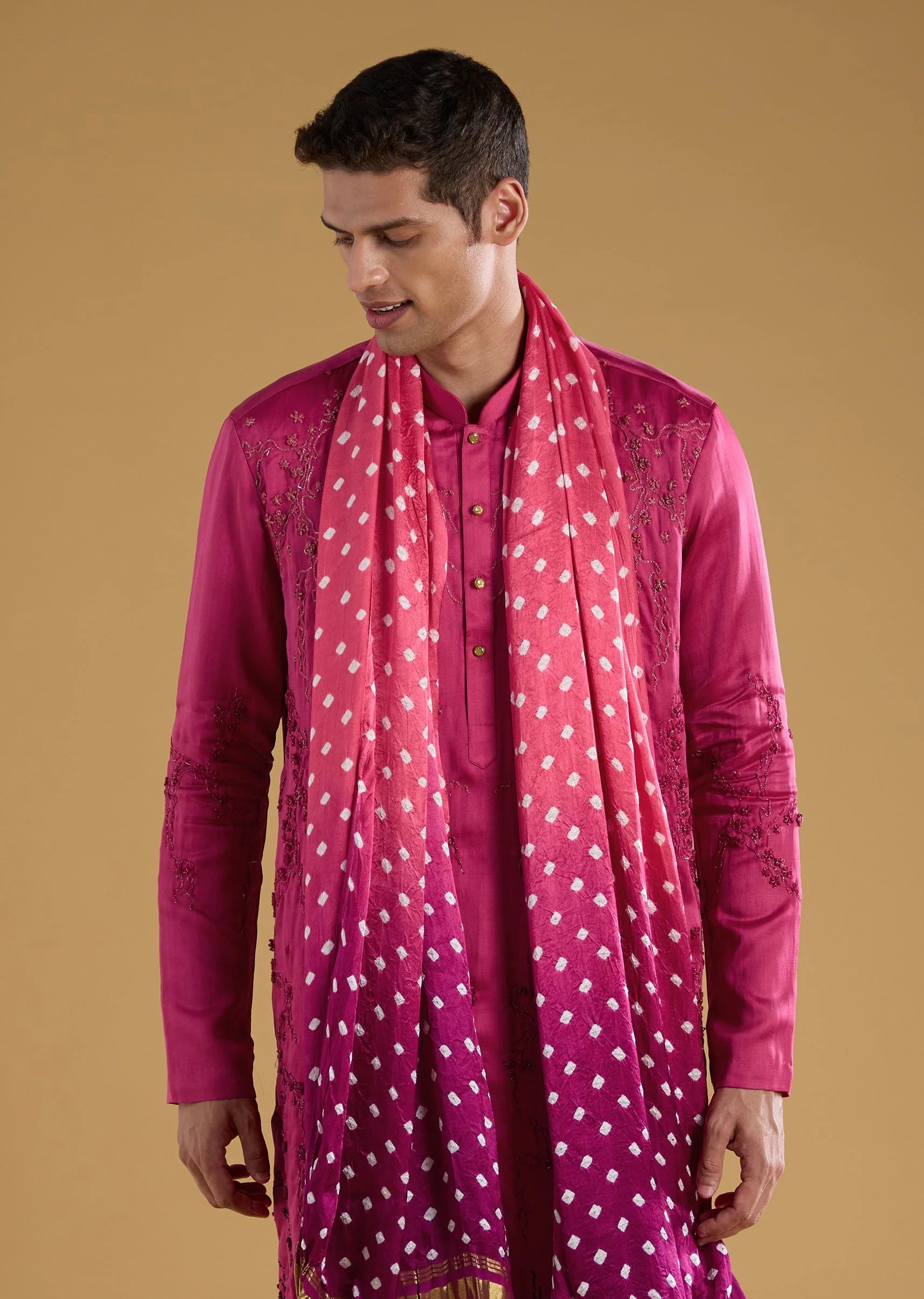 Pink Silk Embroidered Men's Kurta Set with Dupatta - Image 2