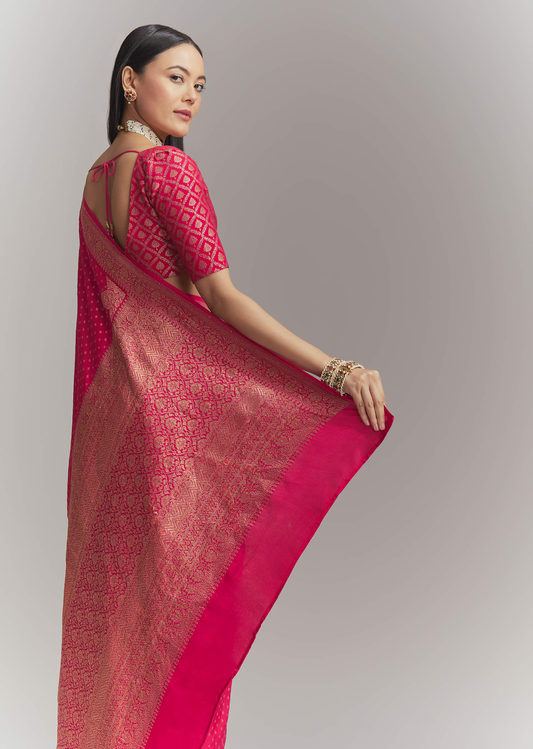 Pink Silk Woven Saree With Zari Weave - Image 6