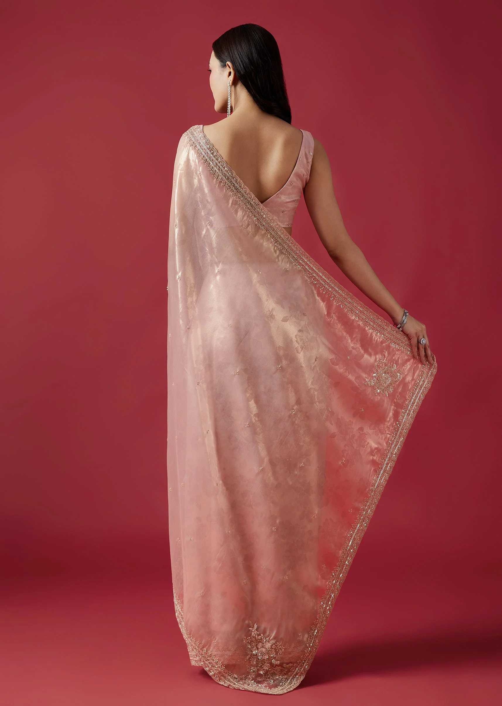 Pink Tissue Organza Jacquard Saree With Embroidered Scallop Border - Image 4