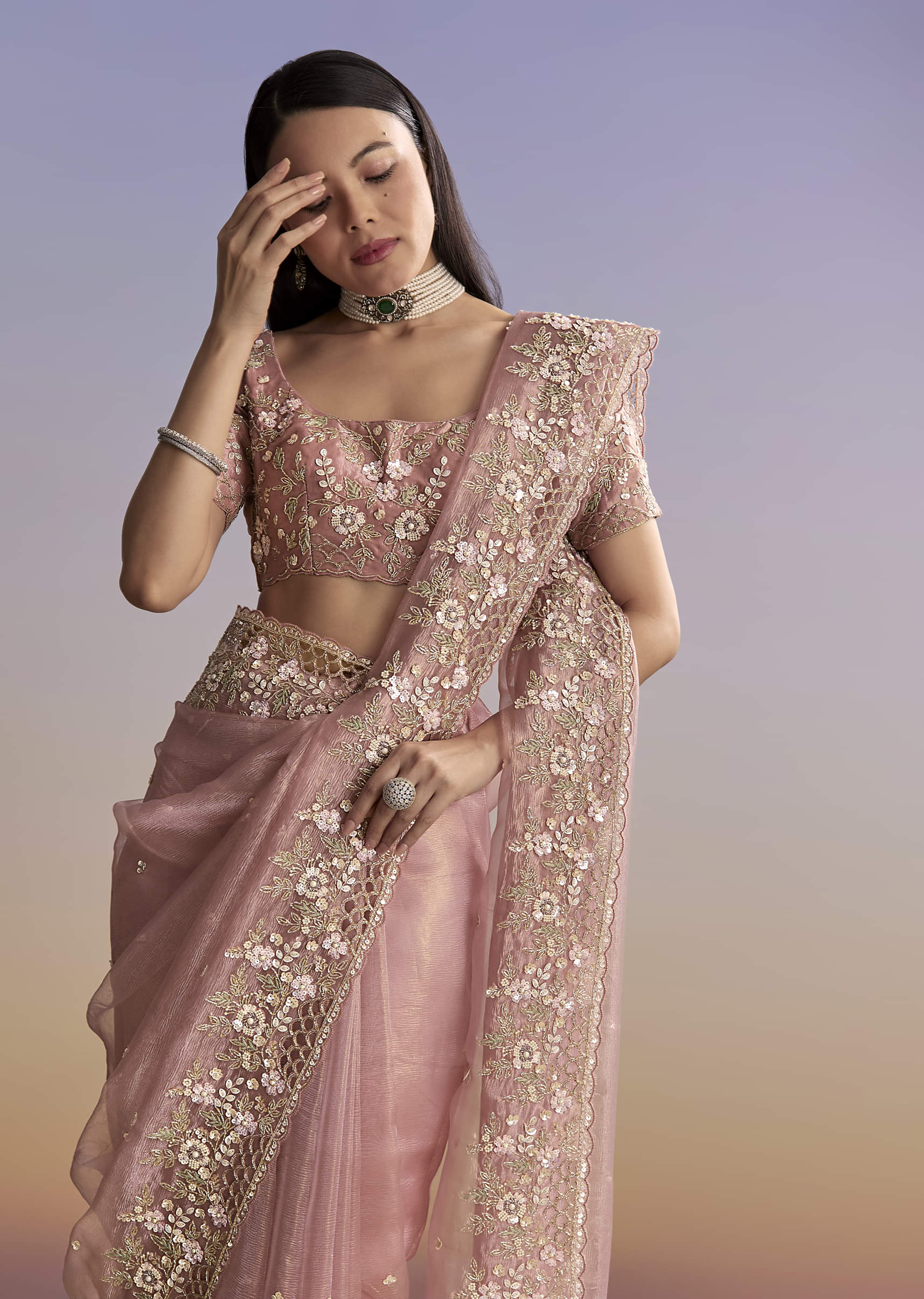 Pink Tissue Saree With Floral Hand Embroidery And Cutwork Border - Image 4