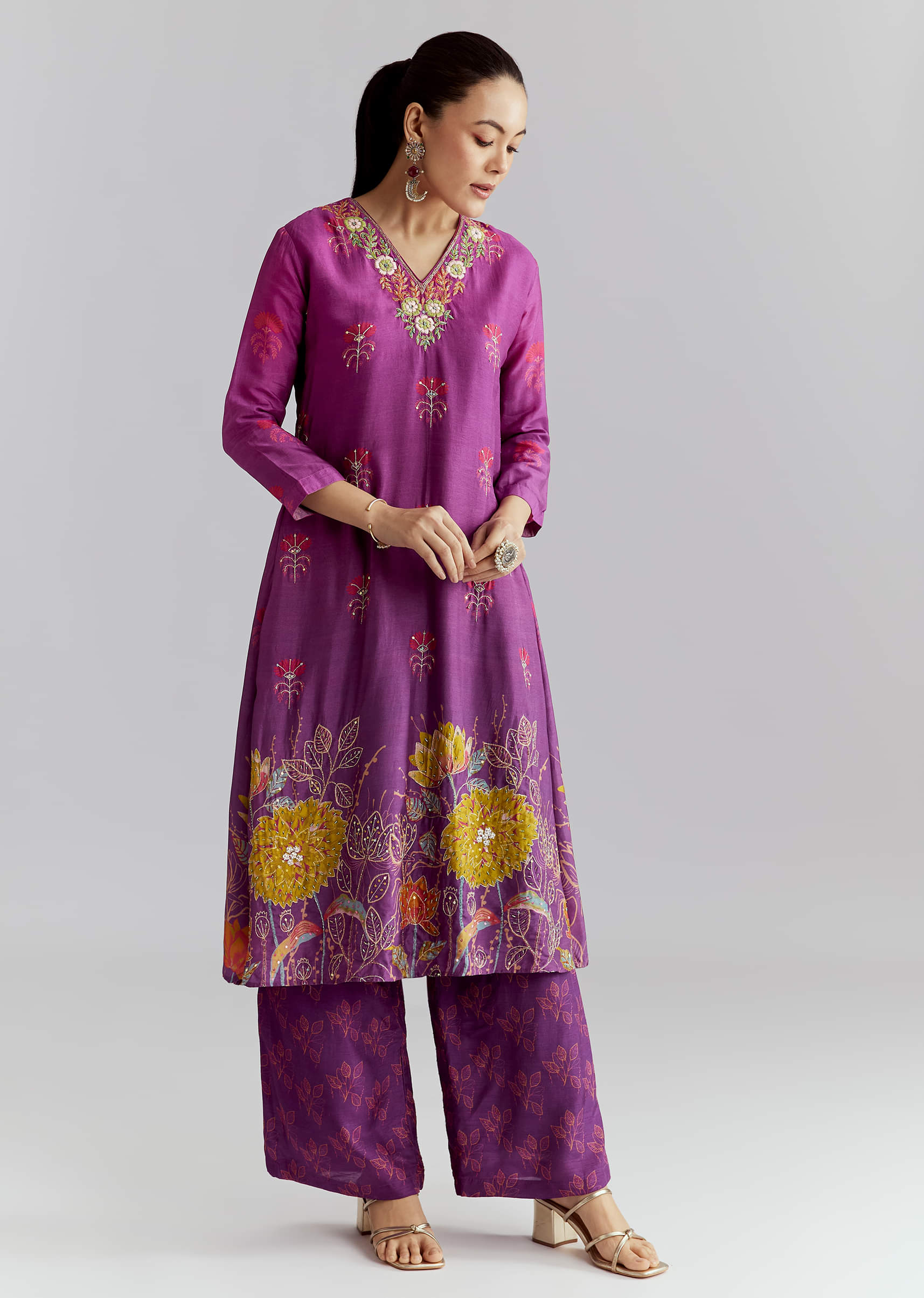 Purple Ombre Crepe Palazzo Suit With Floral Print - Image 3