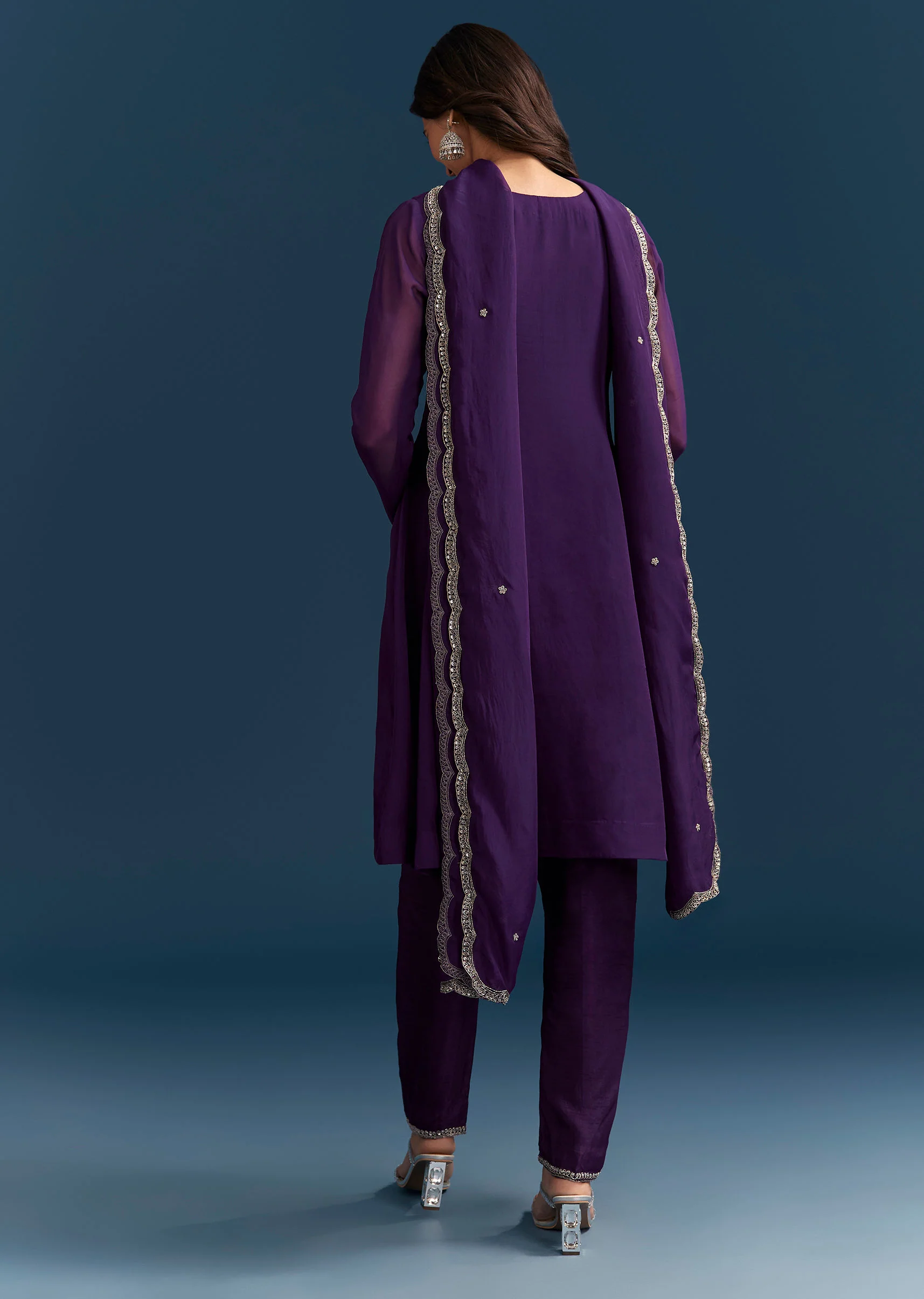 Purple Organza Kurta Set With Embroidery And Dupatta - Image 6