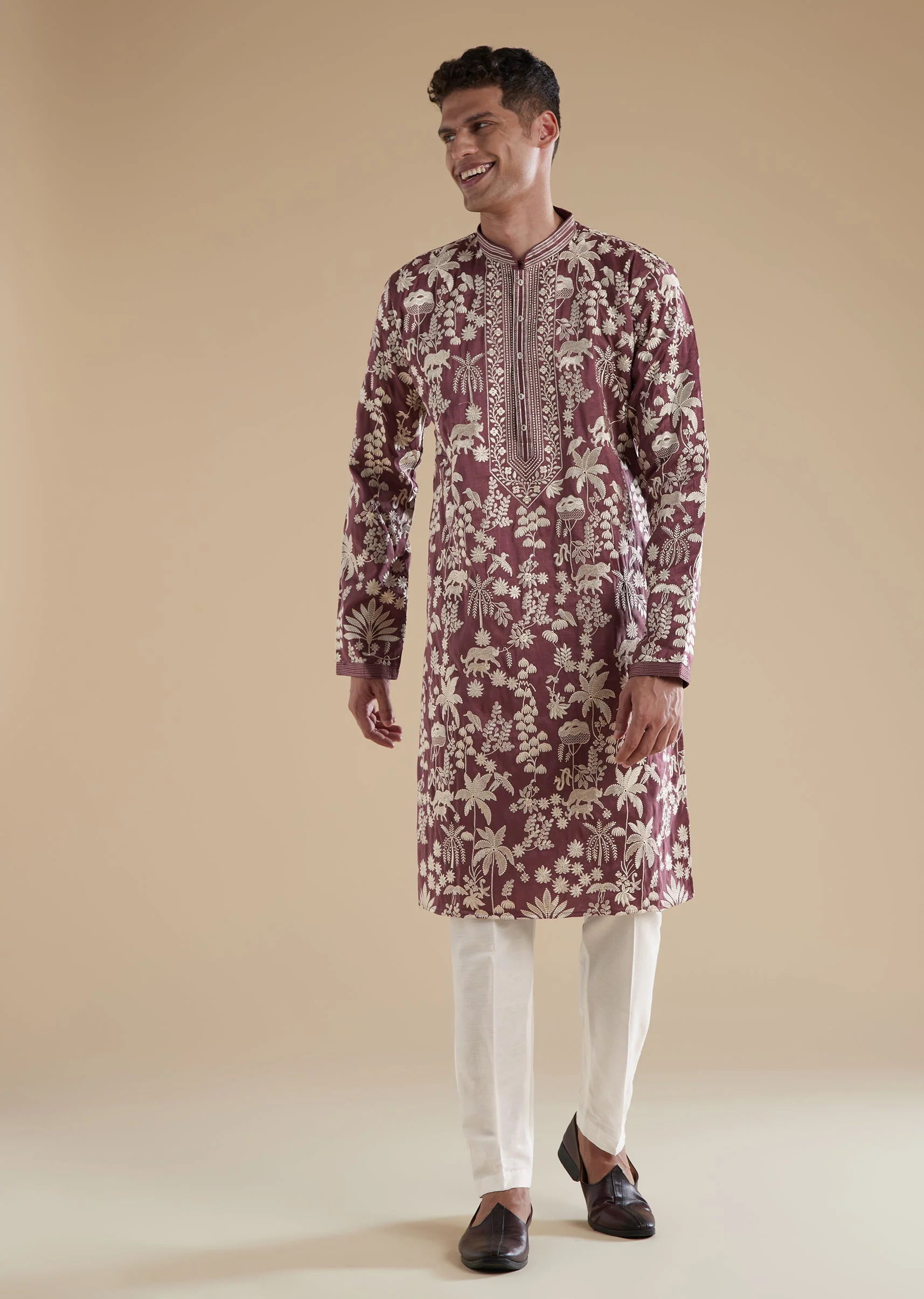 Purple Silk Kurta Set With Thread Resham Detailing - Image 3