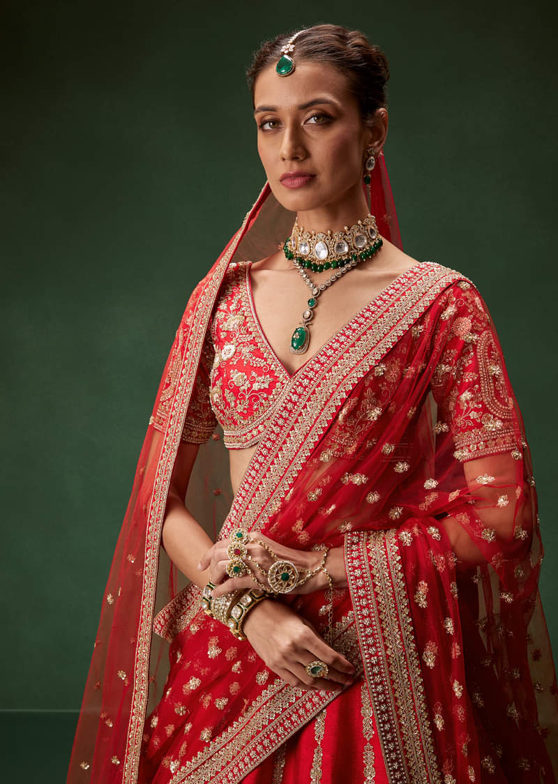 Rani Bridal Lehenga With Zardozi And Thread Embroidery - Image 3