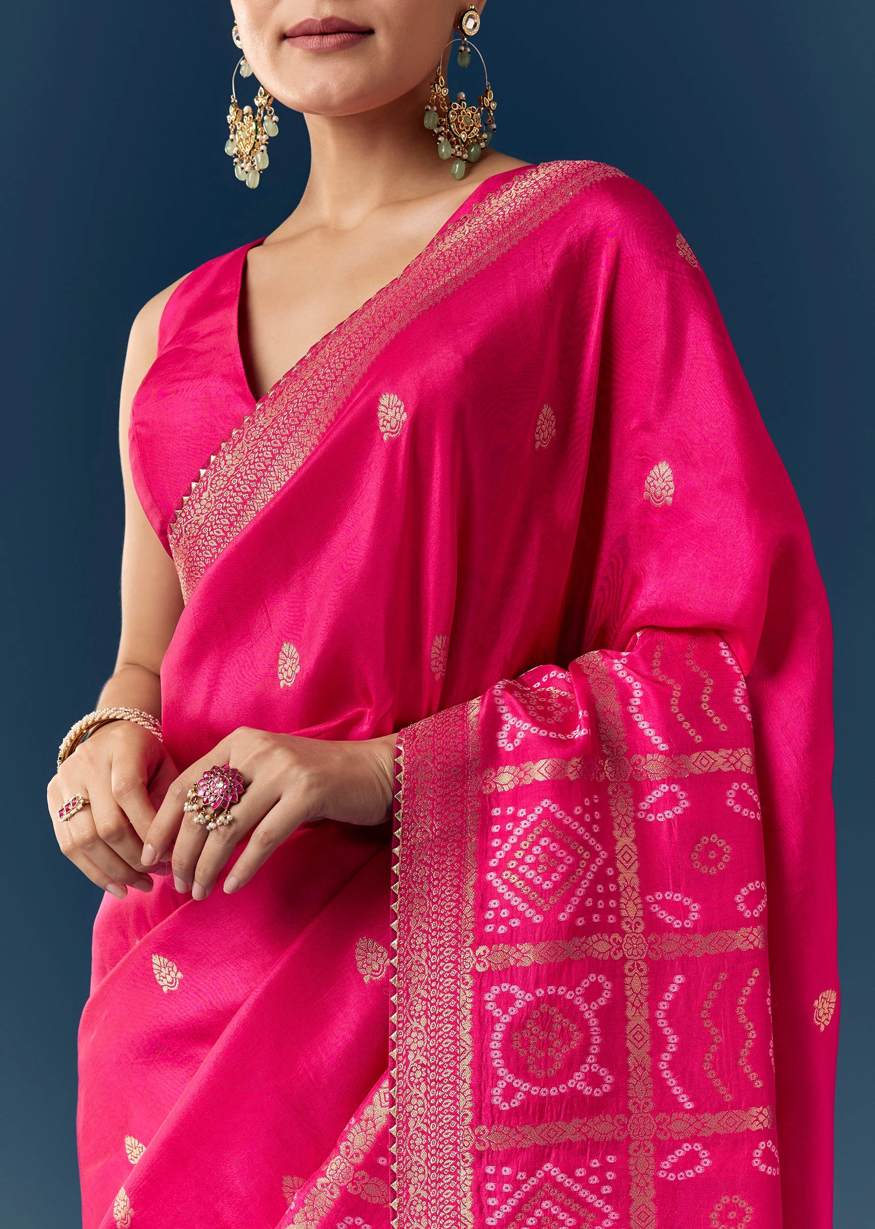 Rani Pink Bandhani Motif Woven Saree with Gotta Finish - Image 2