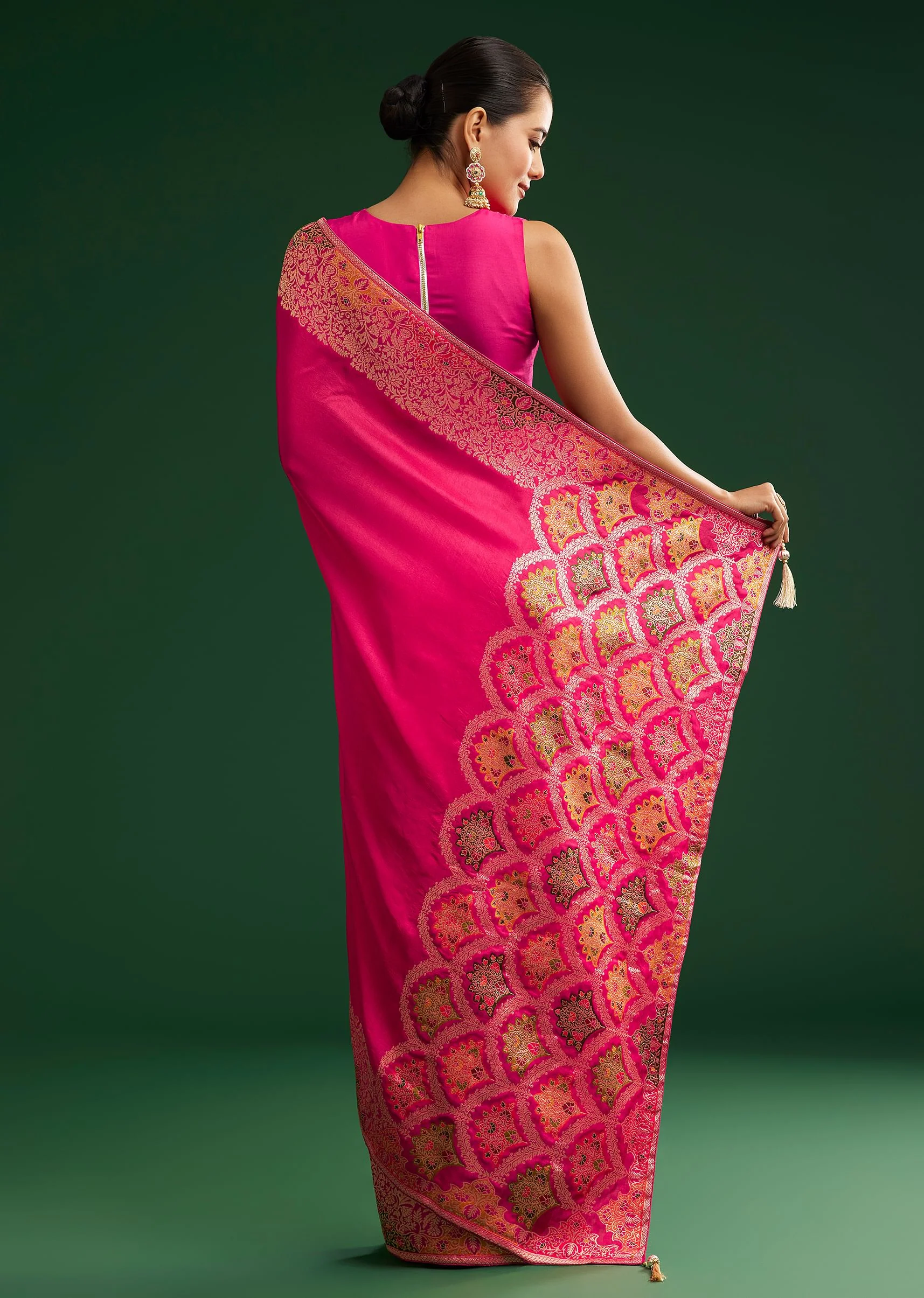 Rani Pink Dola Silk Saree With Zari Detailing - Image 6