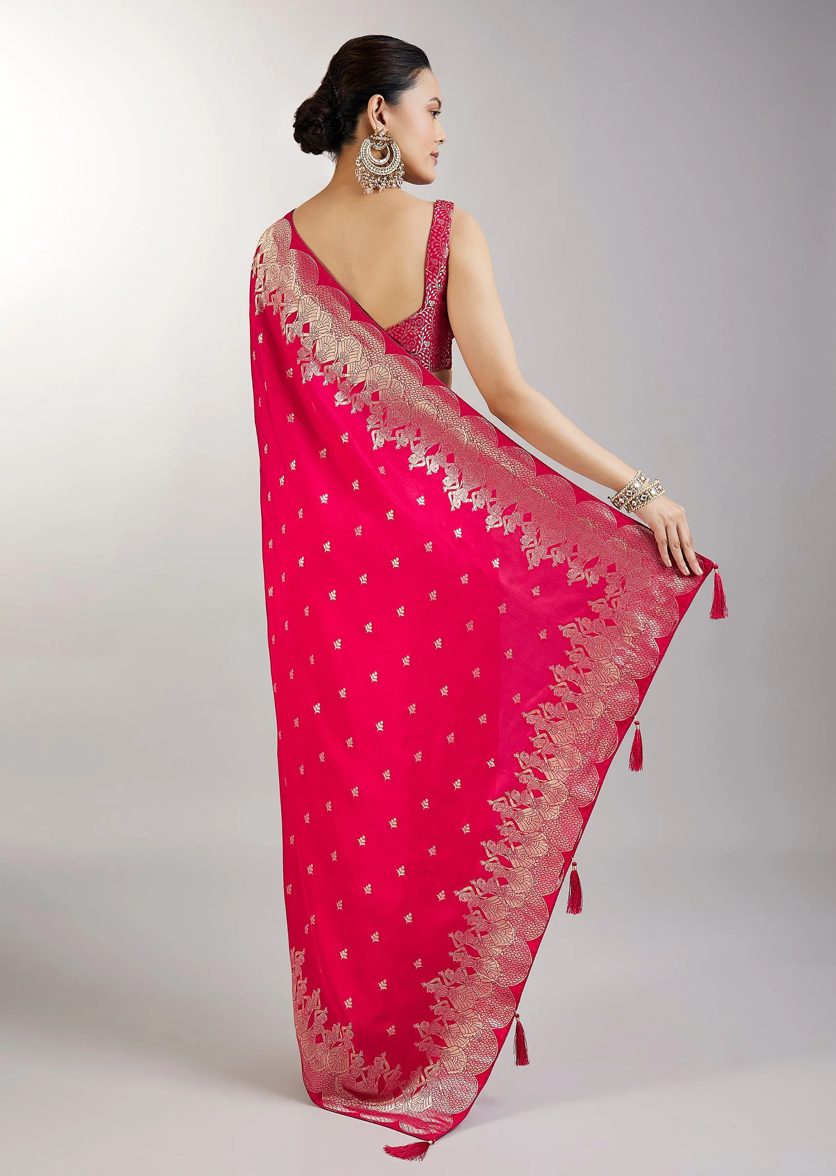 Rani Pink Dola Silk Saree With Zari Woven Butti - Image 4