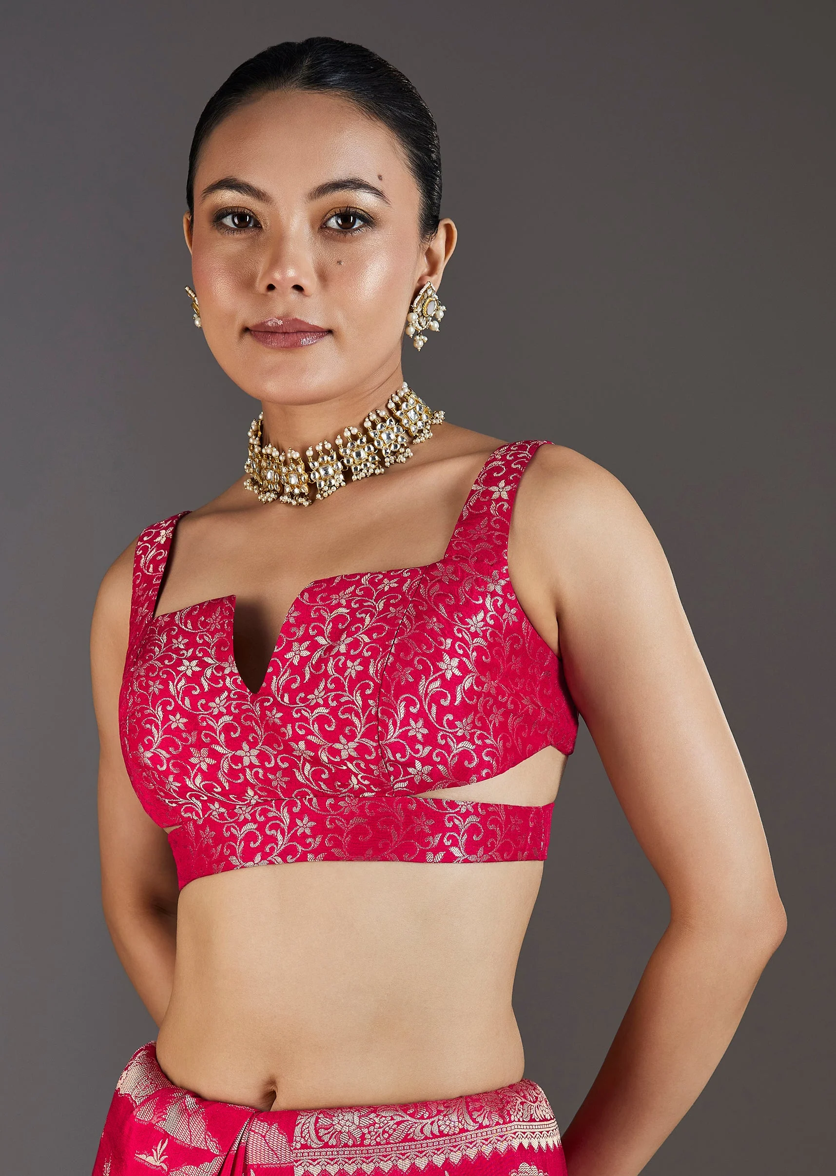 Rani Pink Dola Silk Zari Jungla Saree - Image 7