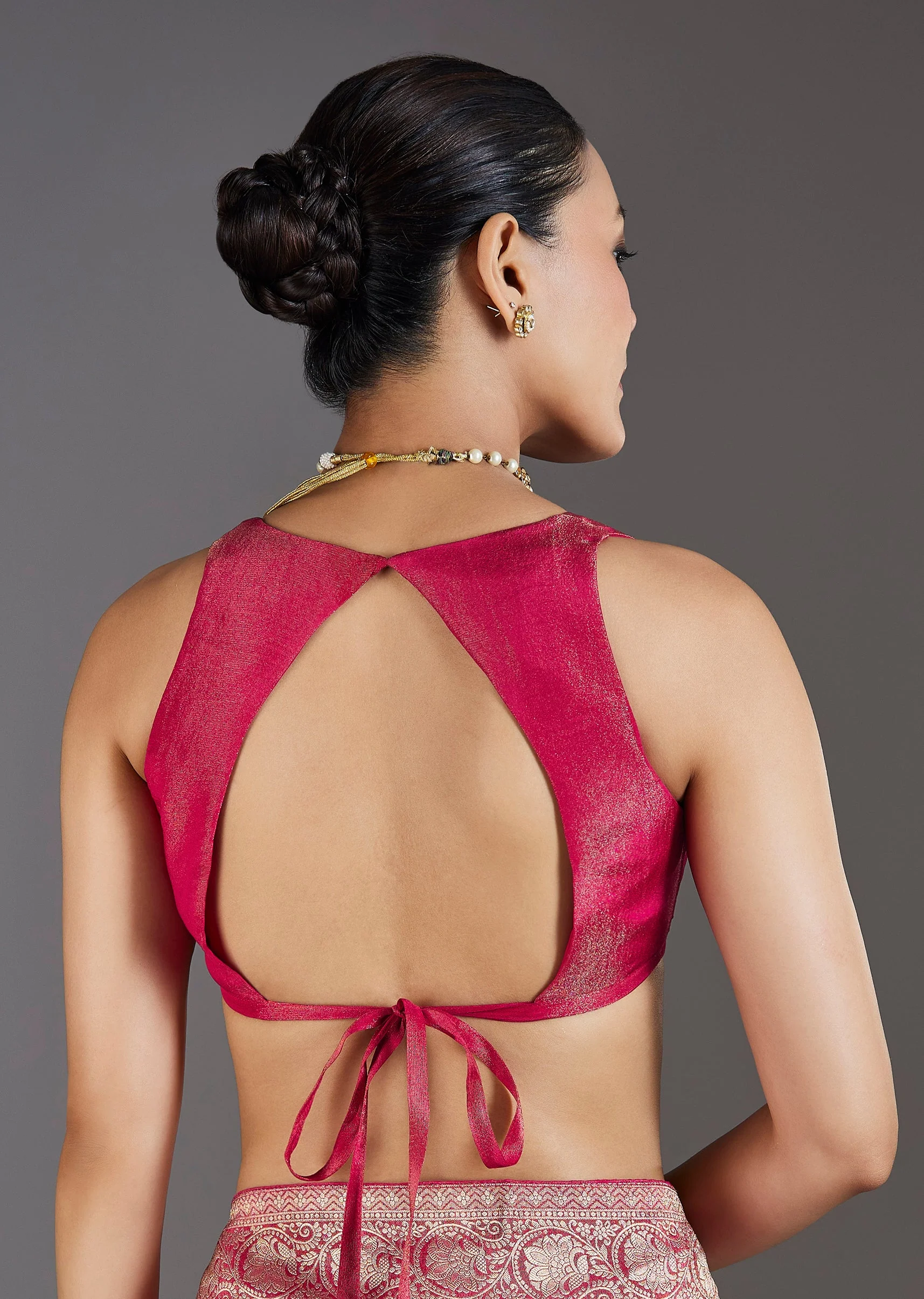 Rani Pink Jacquard Dola Silk Saree With Animal Butti - Image 8