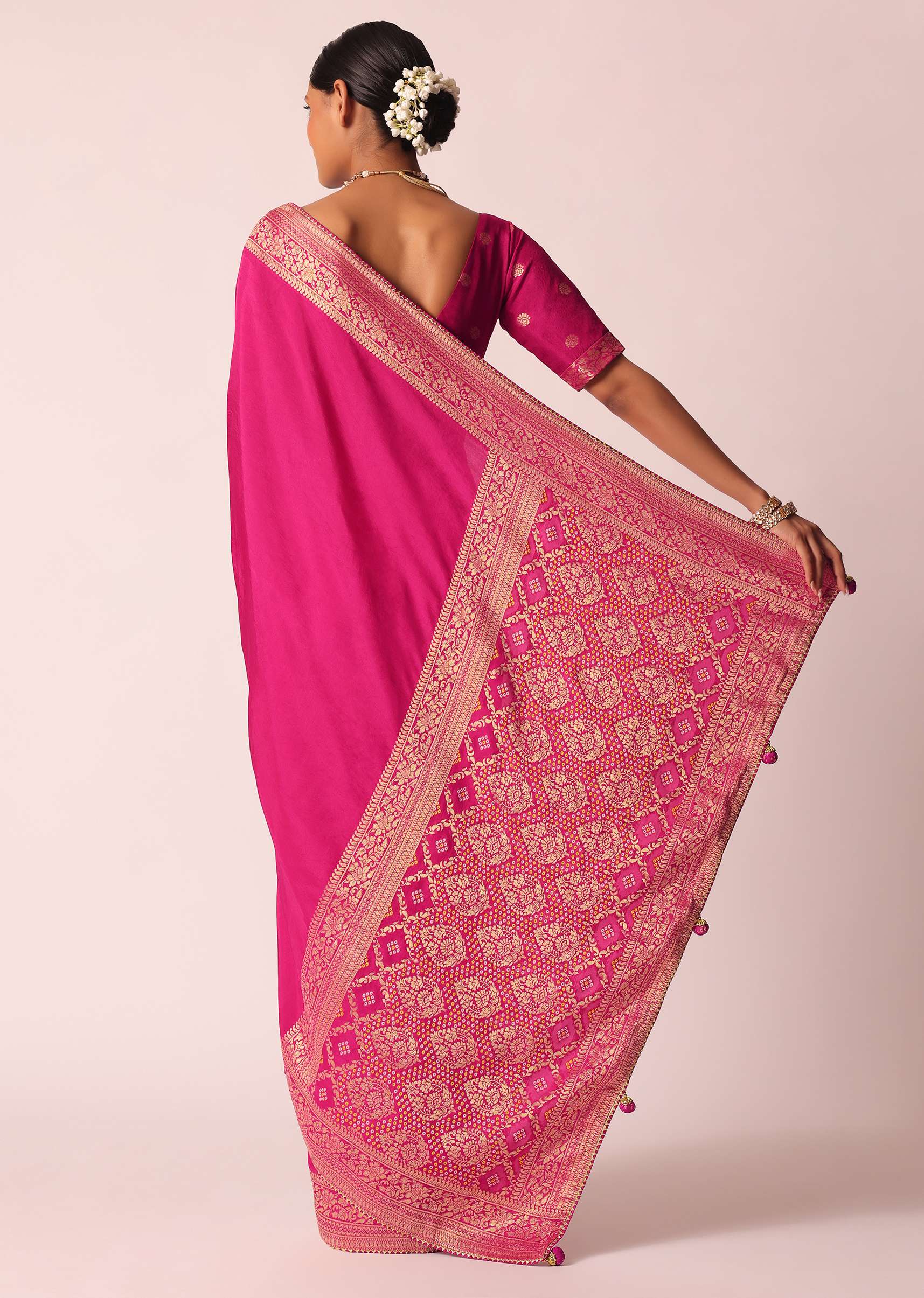 Rani Pink Woven Saree In Silk with Bandhani Detail And Unstitched Blouse Piece - Image 4