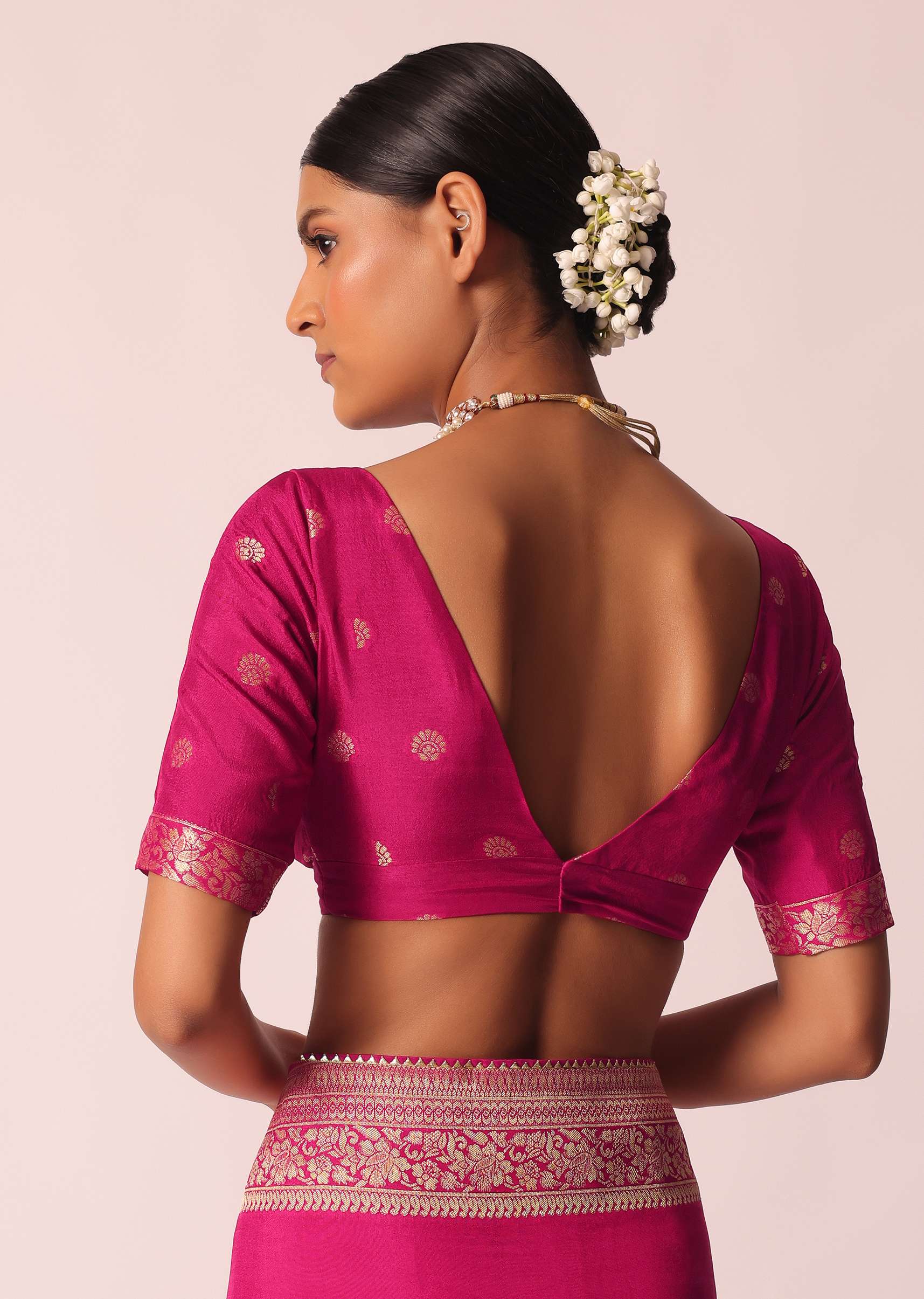 Rani Pink Woven Saree In Silk with Bandhani Detail And Unstitched Blouse Piece - Image 8