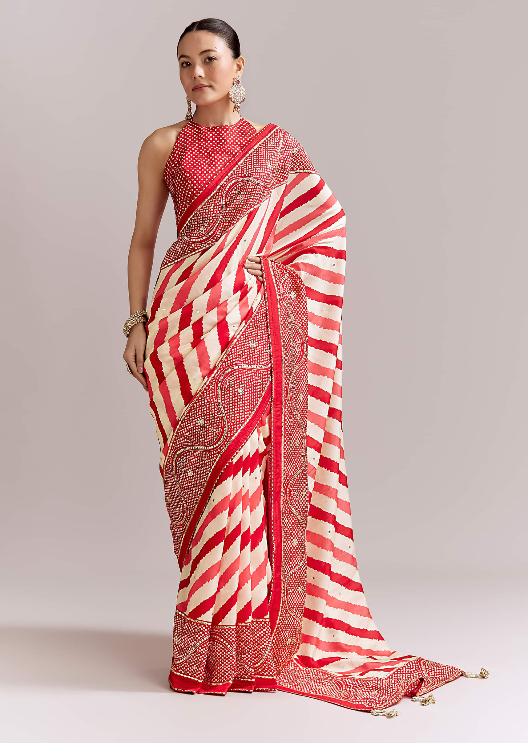 Red And Off White Silk Saree With Lehariya And Bandhani Print - Image 3