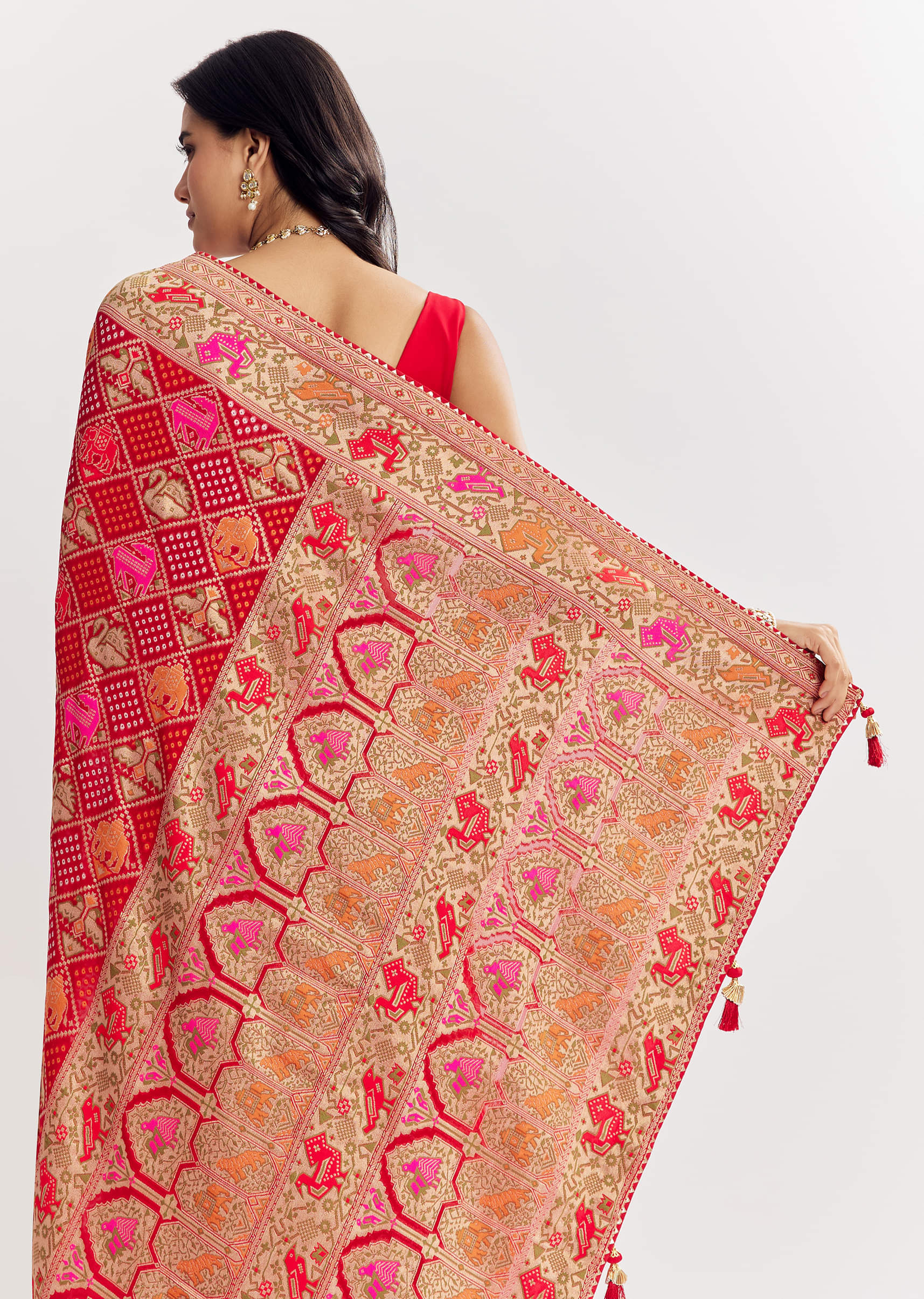 Red Dola Silk Bandhani Saree With Multicolor Animal Motifs And Gota Border - Image 5