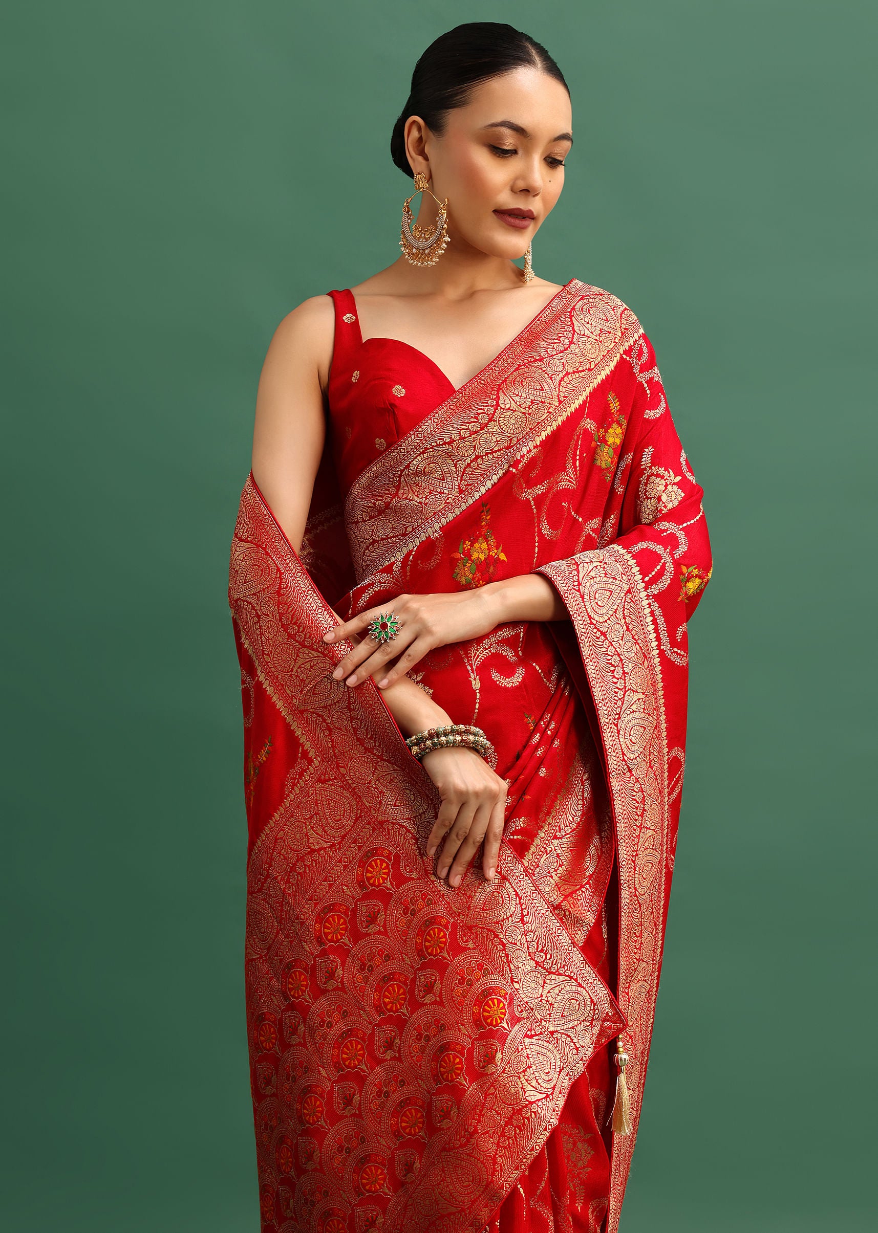 Red Dola Silk Woven Saree With Zari Work And Unstitched Blouse - Image 5