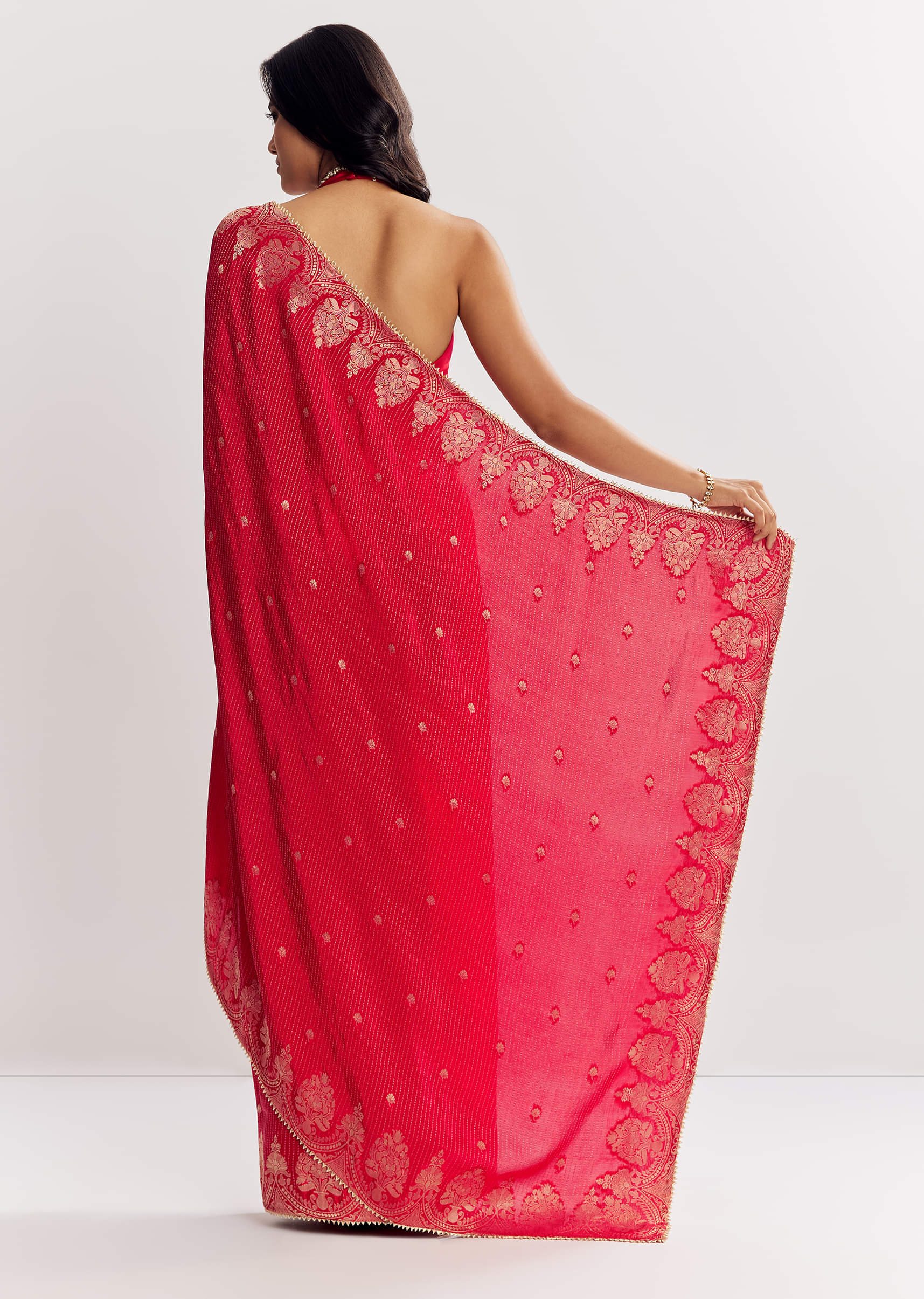 Red Georgette Lurex Saree With Brocade Butti And Gota Patti Border - Image 5