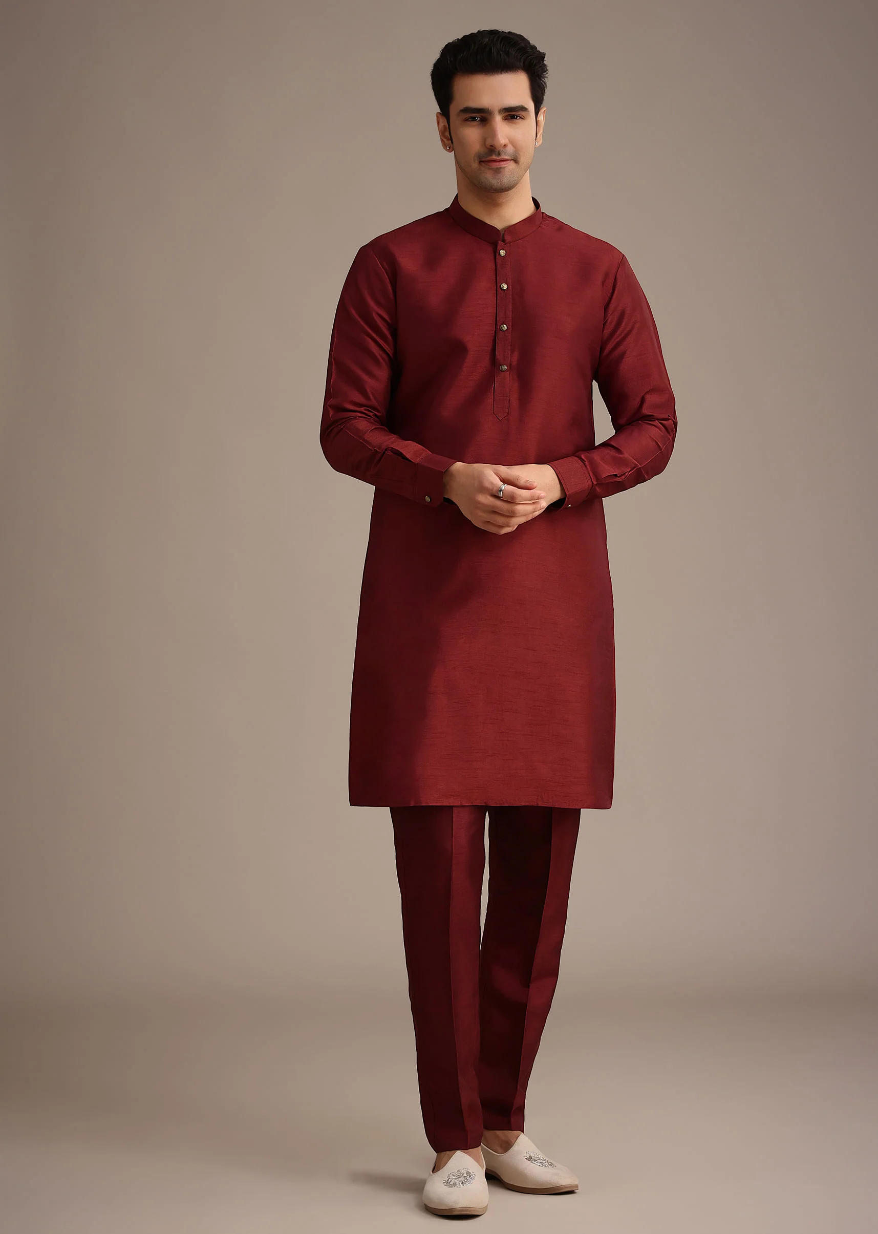 Red Jacket And Kurta Set In Silk With Resham Work - Image 6