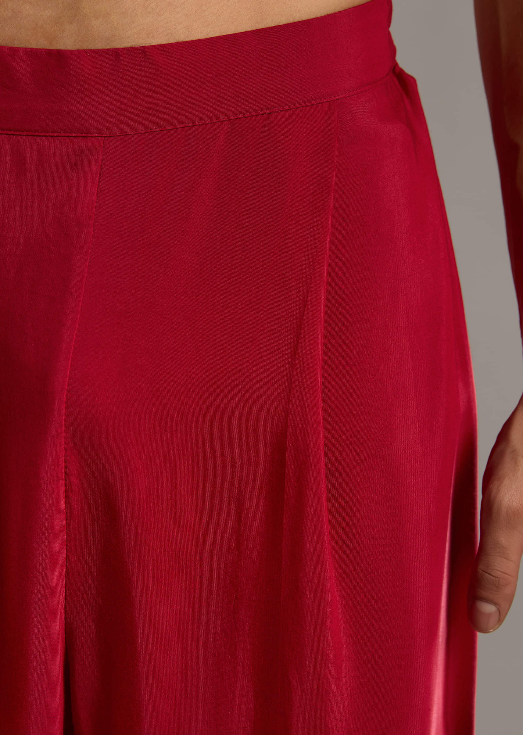 Red Modal Kurta Set For Men With Hand Dyed Leheriya Print - Image 6