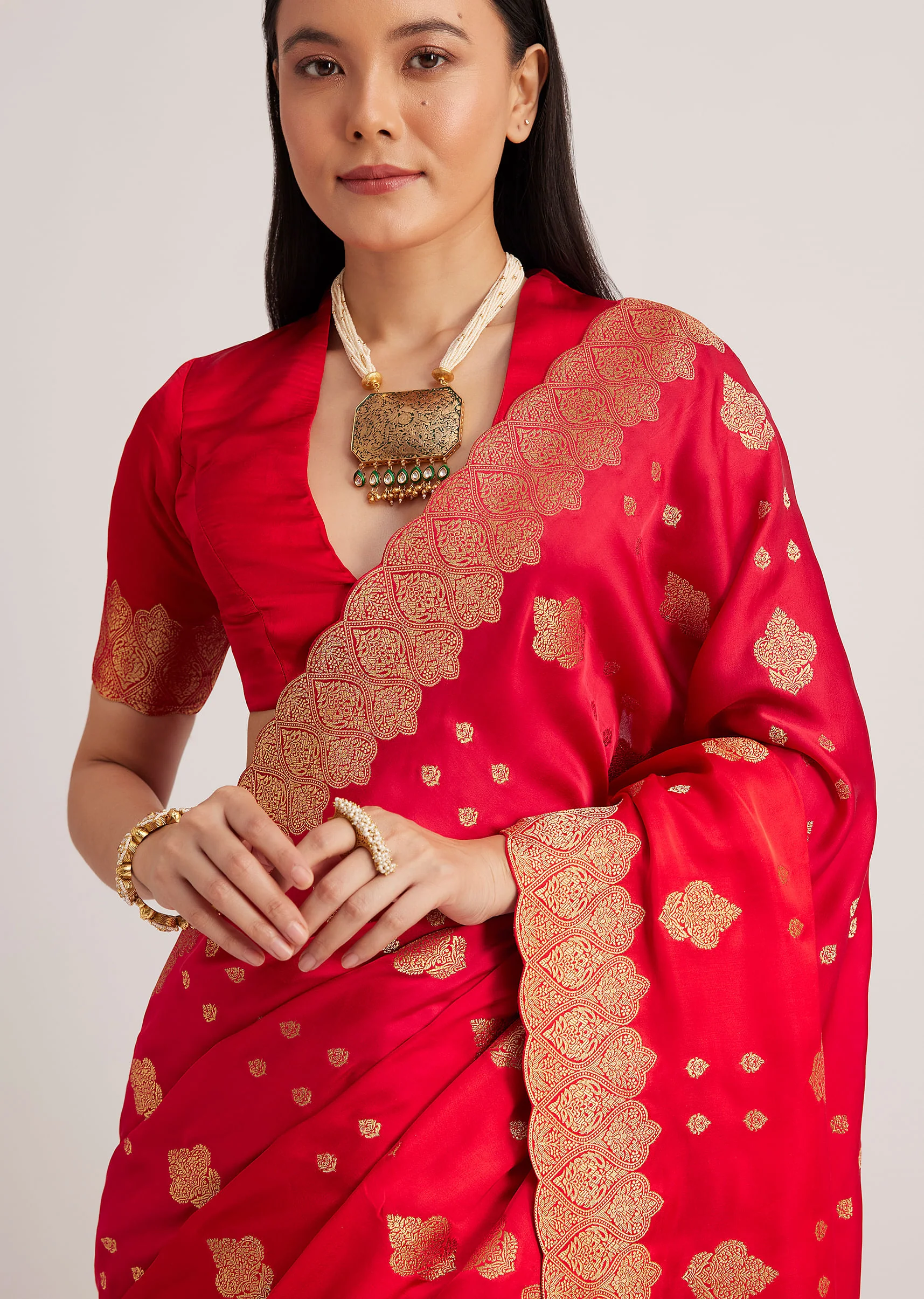 Red Satin Silk Butti Woven Saree With Scallop Brocade Border - Image 2