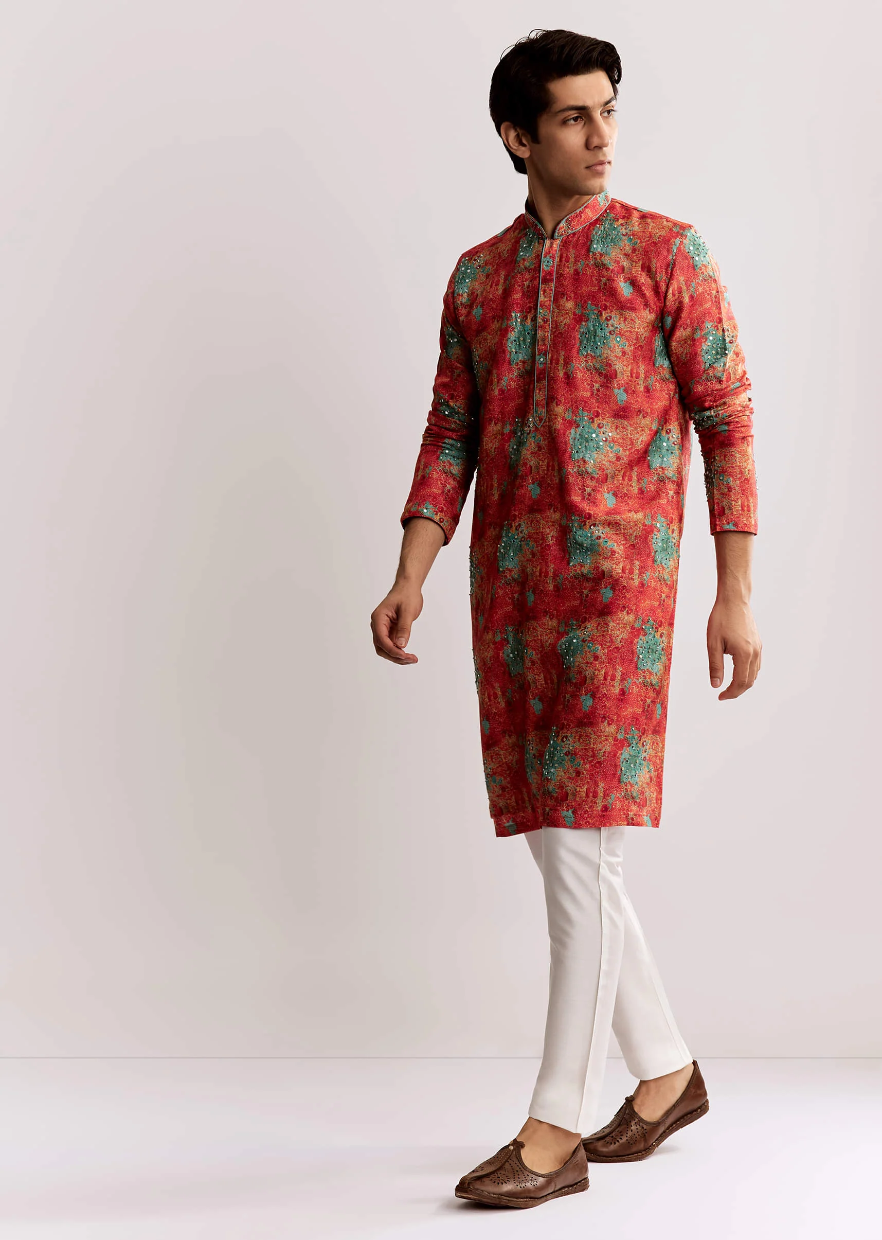 Red Silk Kurta Set With Sequins Embroidery - Image 4